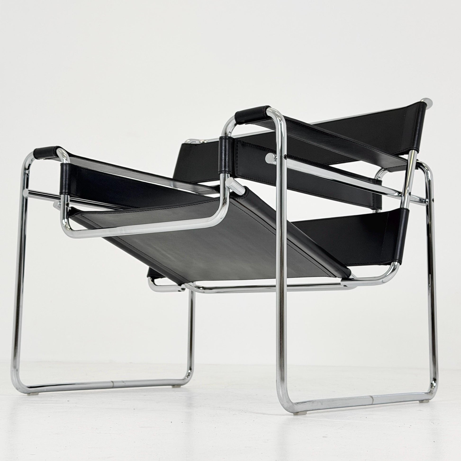 Mid century Bauhaus Orginal Wassily Chair B3 by Marcel Breuer for Gavina, Italy, 1960s