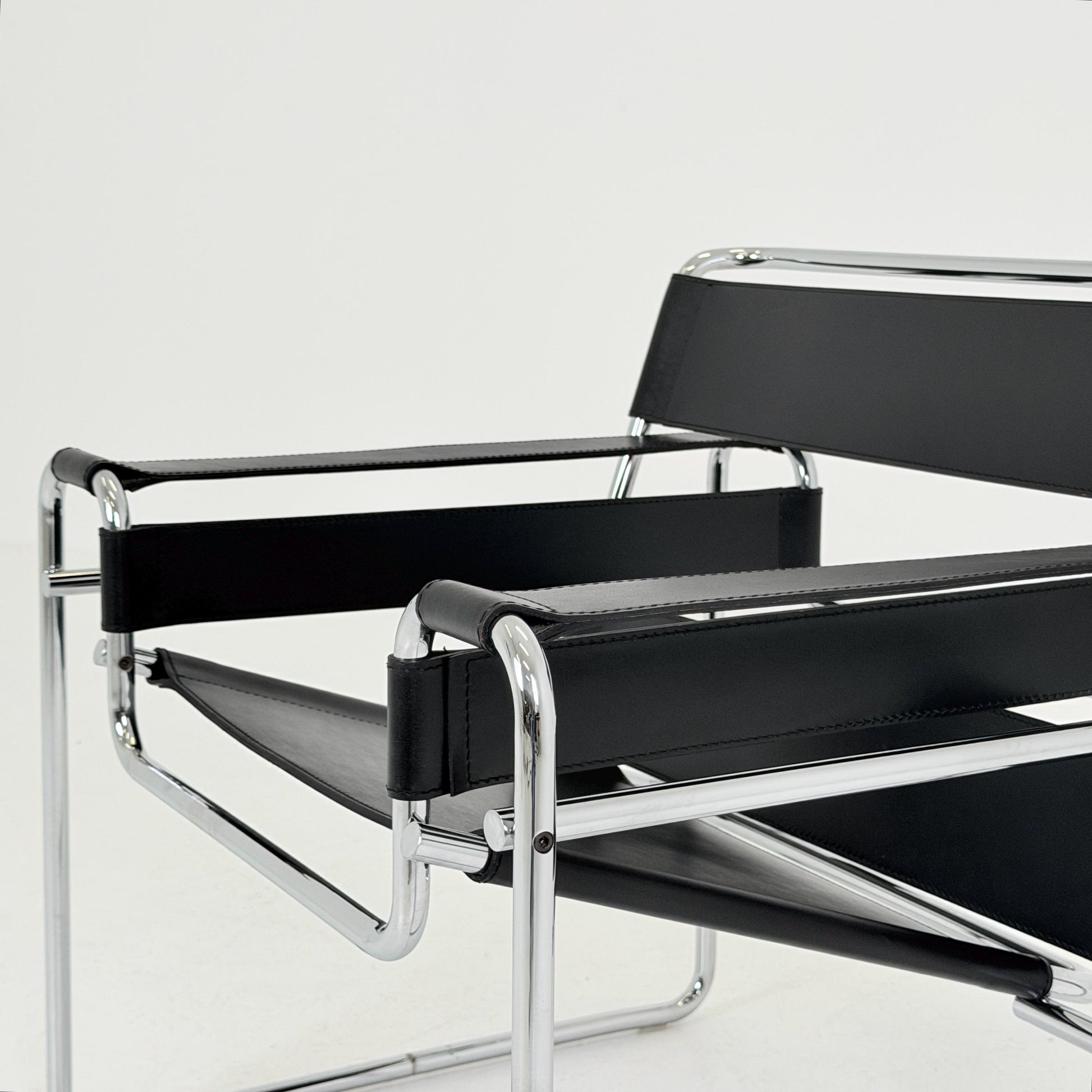 Mid century Bauhaus Orginal Wassily Chair B3 by Marcel Breuer for Gavina, Italy, 1960s