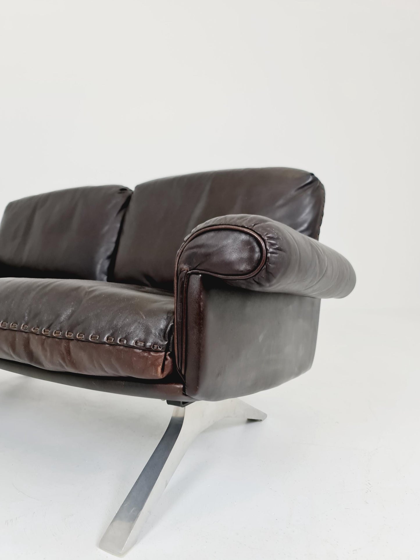 Vintage Swiss leather Lounge Sofa 2 seater by De Sede Ds 31 Switzerland, 1970s