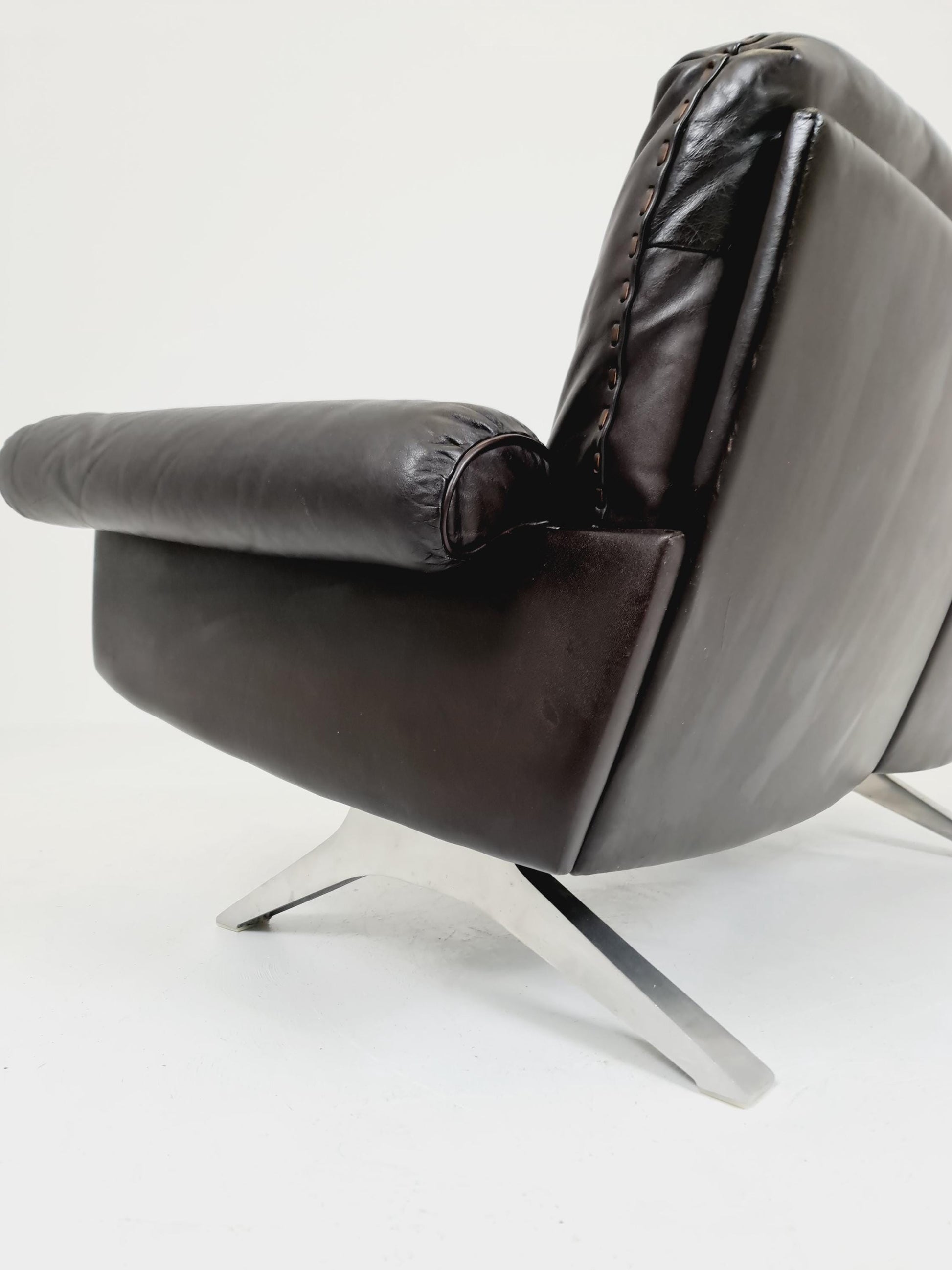 Vintage Swiss leather Lounge Sofa 2 seater by De Sede Ds 31 Switzerland, 1970s