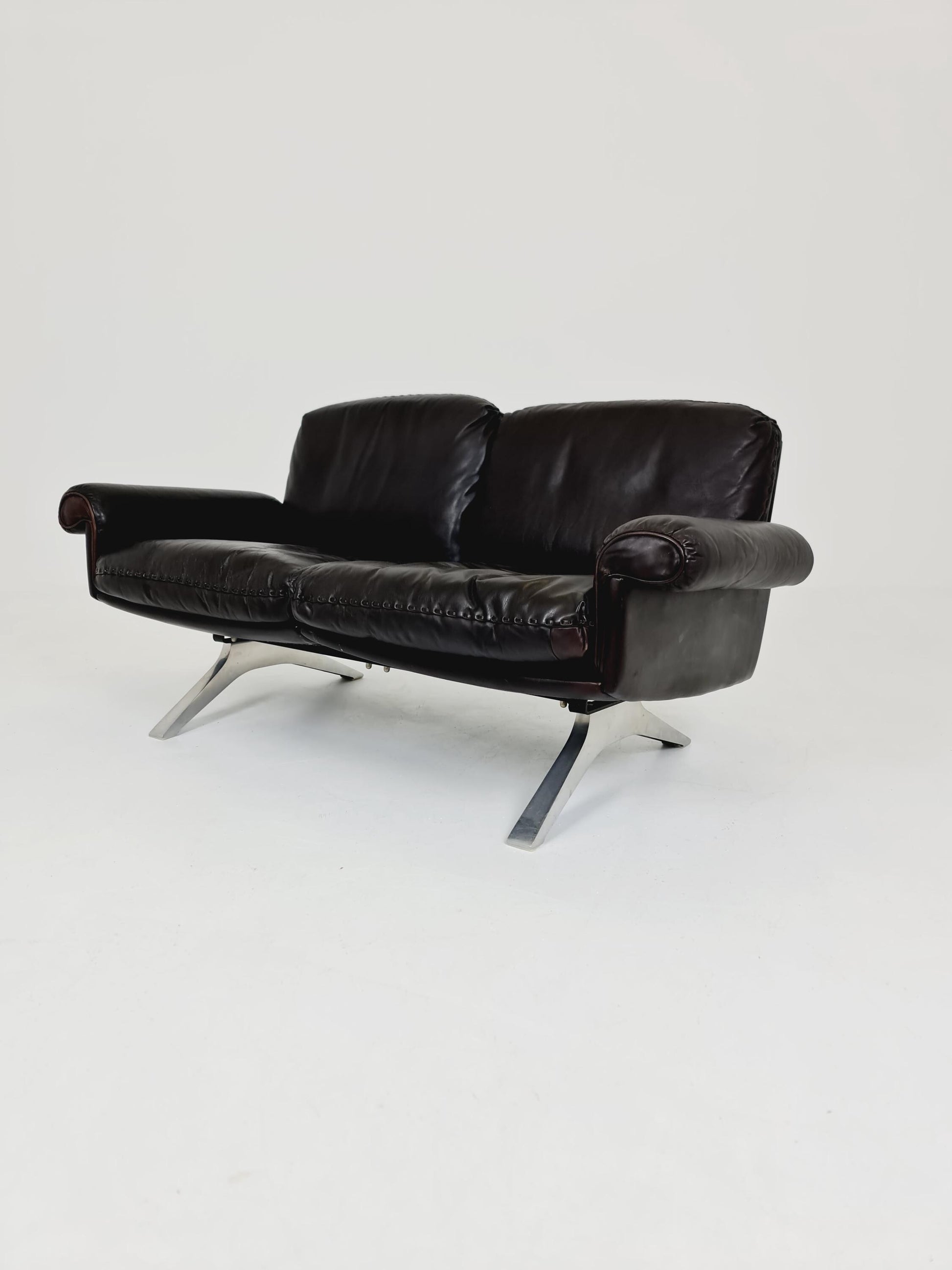 Vintage Swiss leather Lounge Sofa 2 seater by De Sede Ds 31 Switzerland, 1970s