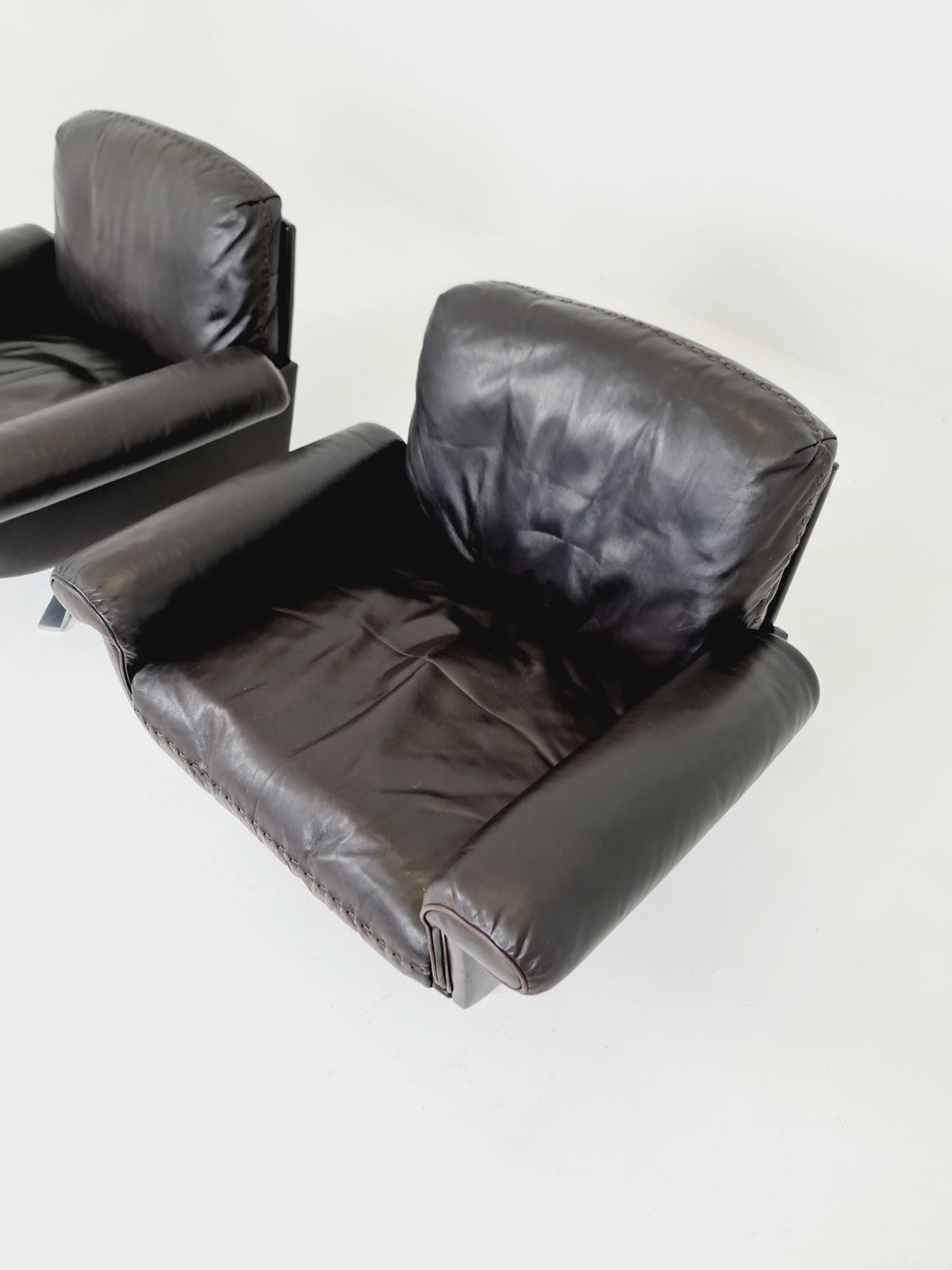 Vintage Swiss leather Lounge chairs BY De Sede Ds 31 Switzerland, 1970s Set of 2