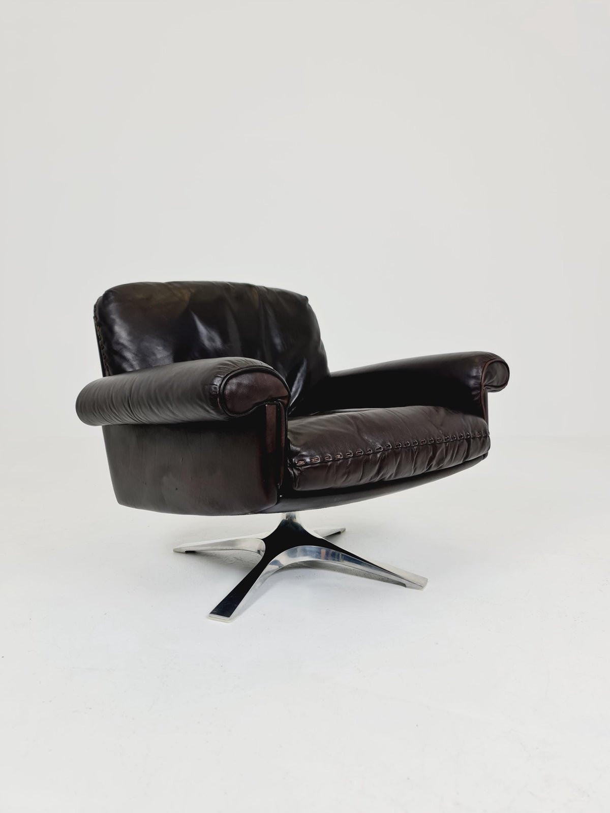 Vintage Swiss leather Lounge chair BY De Sede Ds 31 Switzerland, 1970s