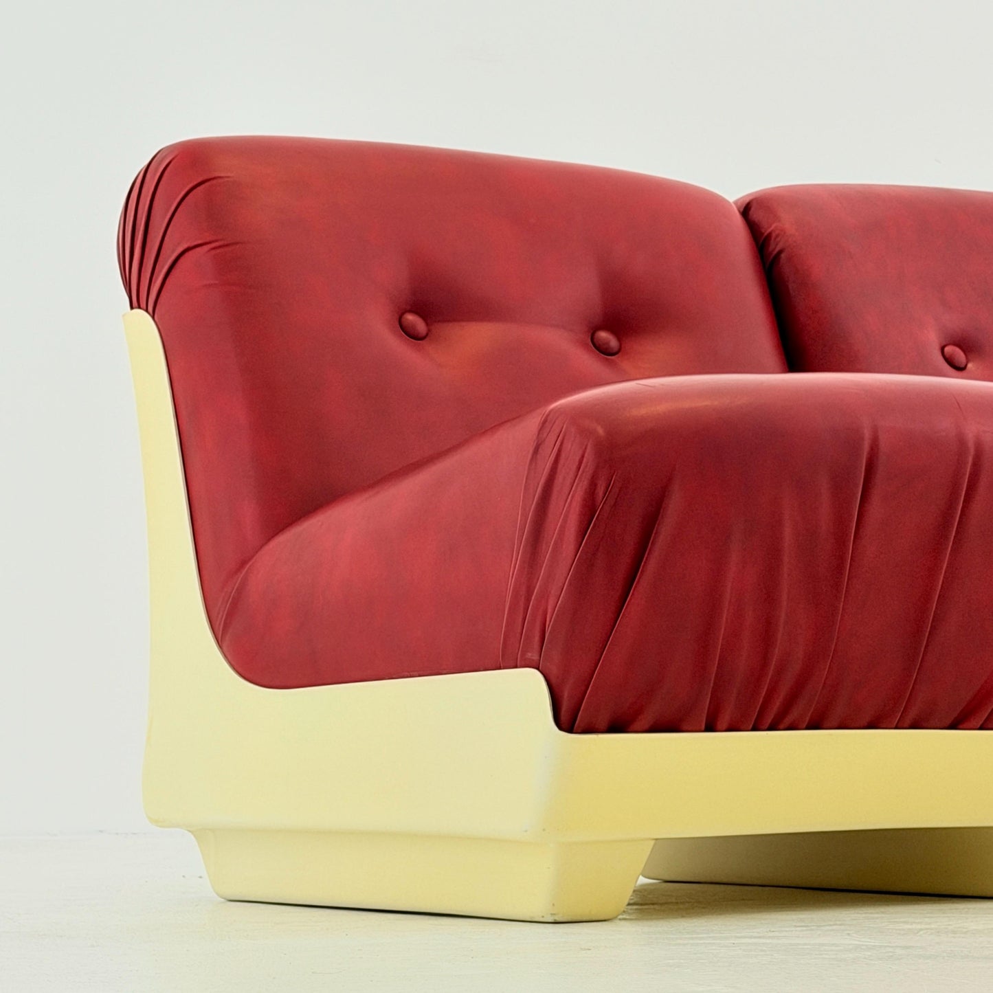 Set of 4 Mid-Century Space Age Lounge Chairs Red Leather & Fiberglass Shell, Modular 1970s Design, Germany