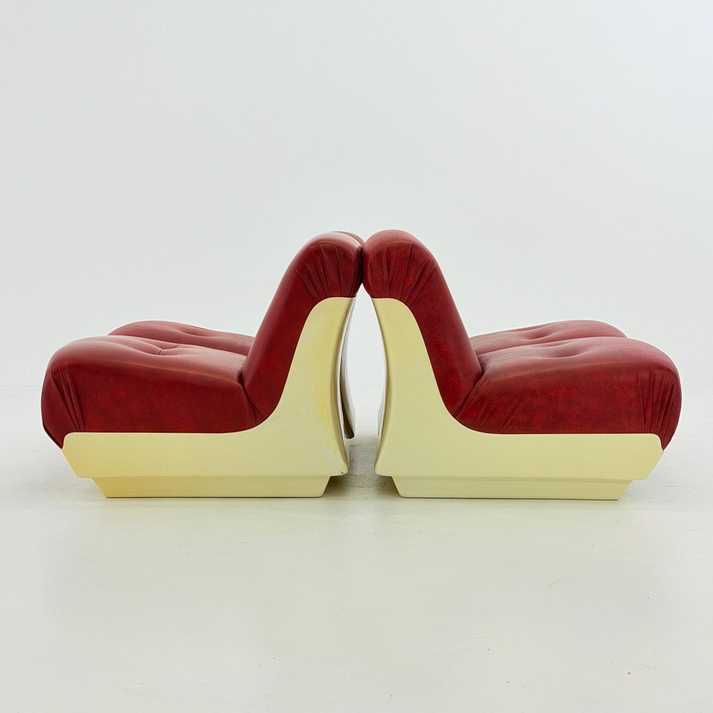 Set of 4 Mid-Century Space Age Lounge Chairs Red Leather & Fiberglass Shell, Modular 1970s Design, Germany