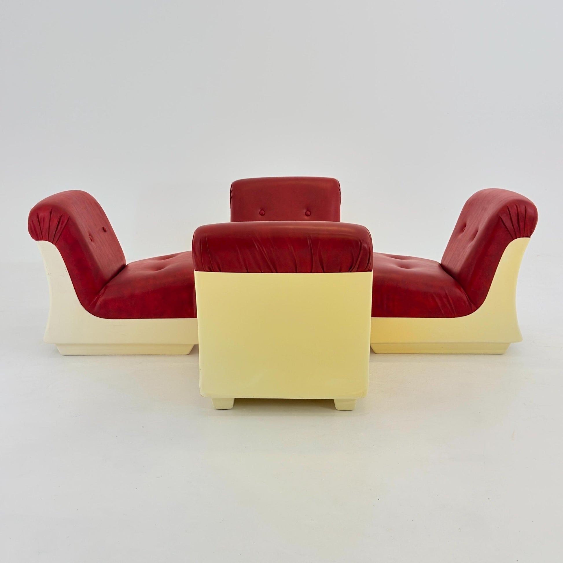 1 of 4 Mid-Century Space Age Lounge Chairs Red Leather & Fiberglass Shell, Modular 1970s Design, Germany