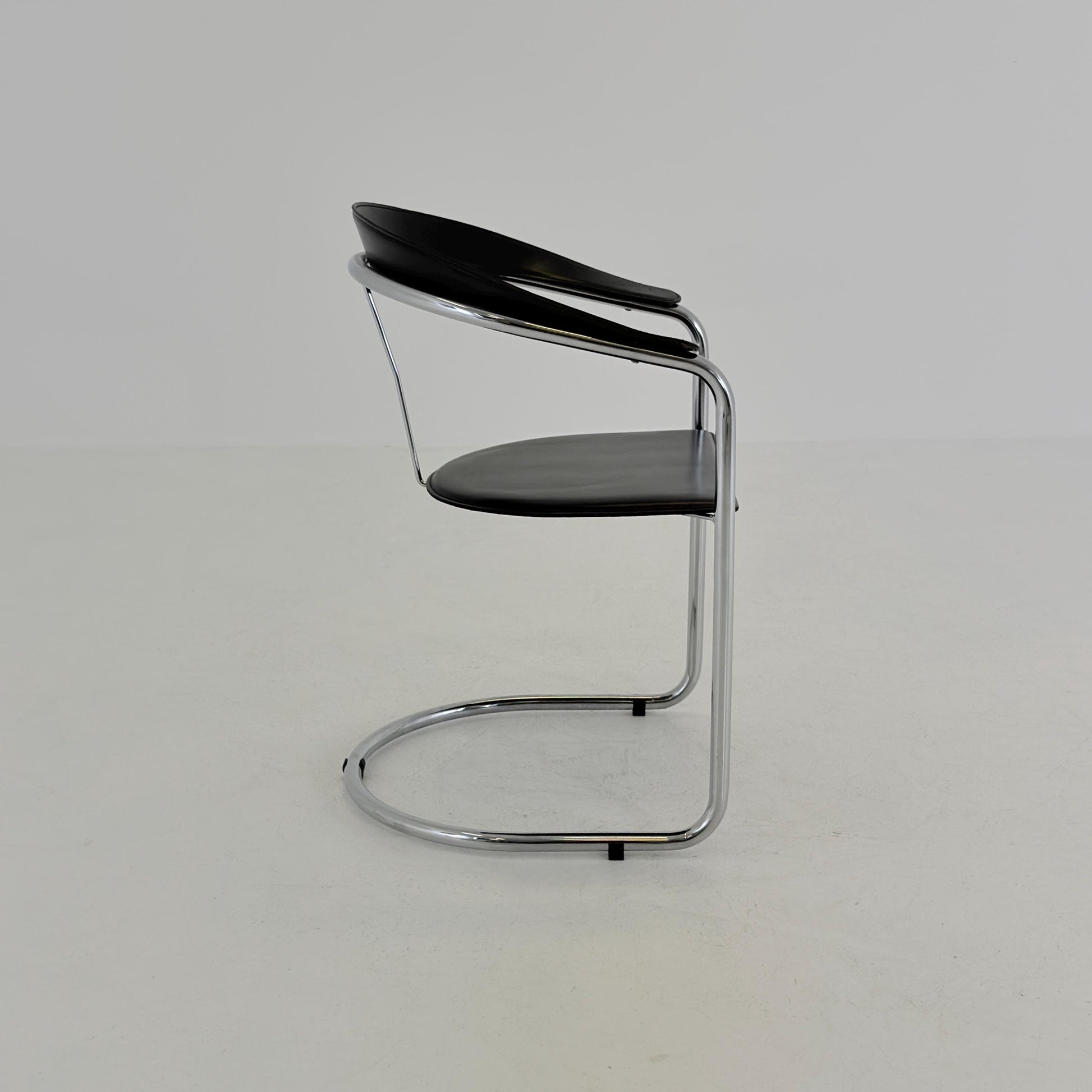 Mid century Bauhaus Canasta Cantilever Chair by Arrben, Italy 1980s,