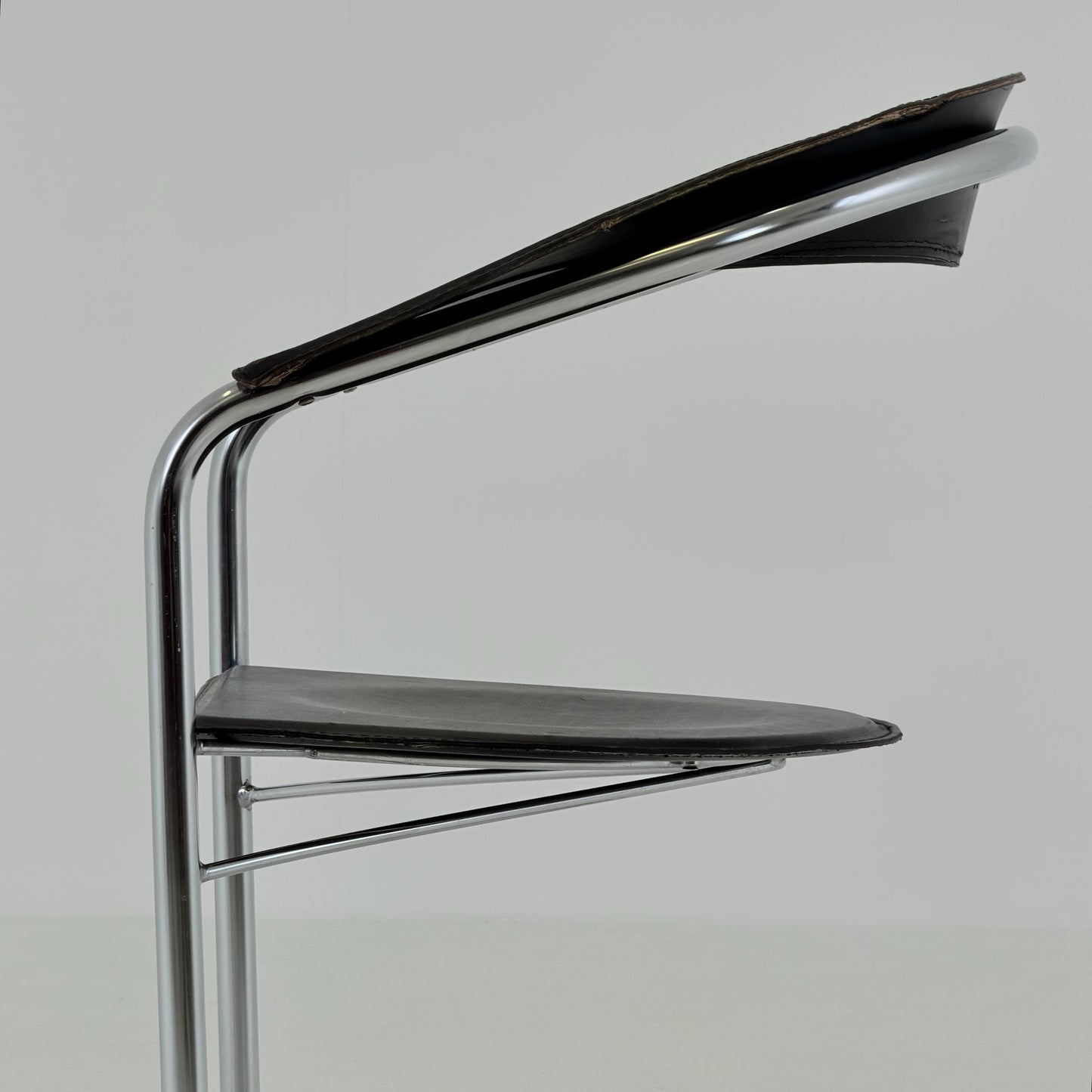 Mid century Bauhaus Canasta Cantilever Chair by Arrben, Italy 1980s,