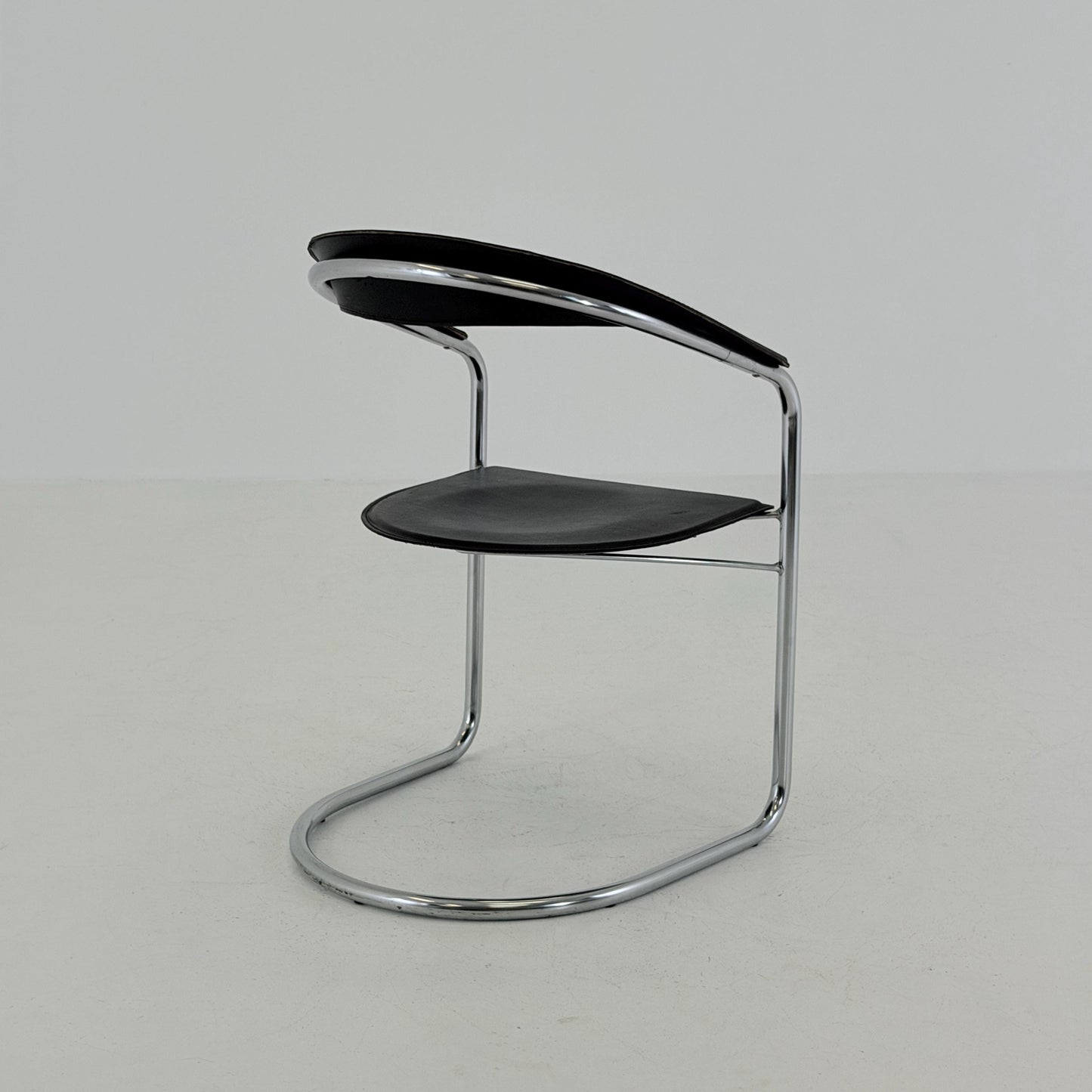 Mid century Bauhaus Canasta Cantilever Chair by Arrben, Italy 1980s,