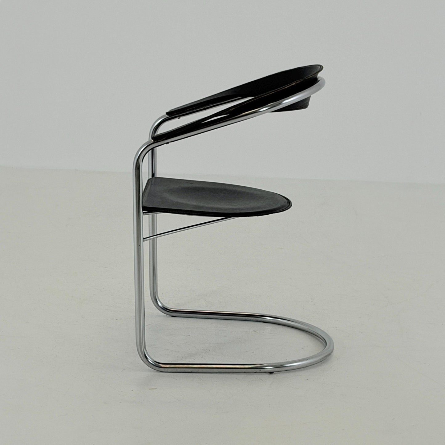 Mid century Bauhaus Canasta Cantilever Chair by Arrben, Italy 1980s,