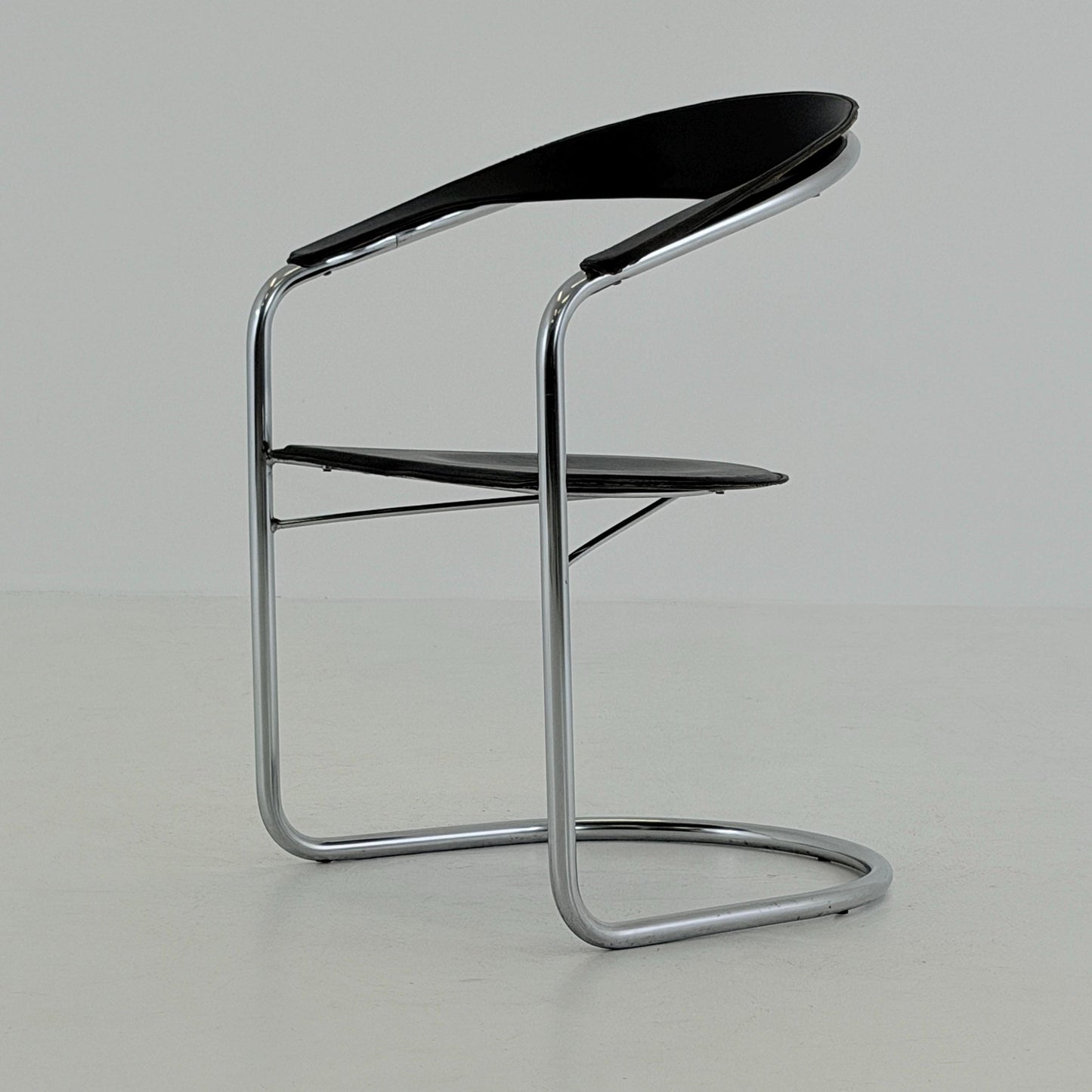 Mid century Bauhaus Canasta Cantilever Chair by Arrben, Italy 1980s,