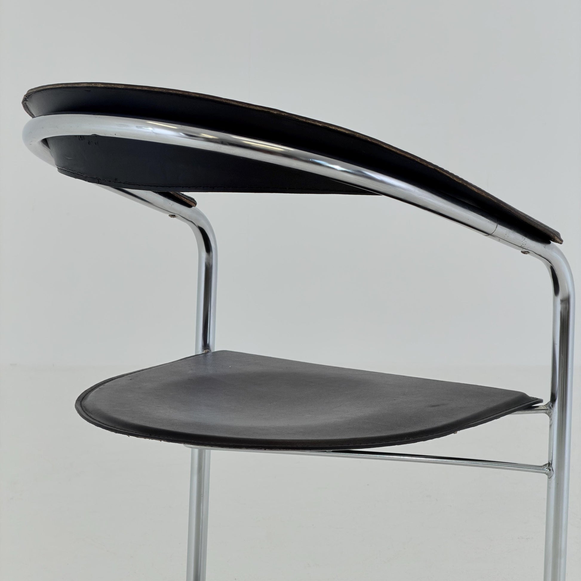 Mid century Bauhaus Canasta Cantilever Chair by Arrben, Italy 1980s,