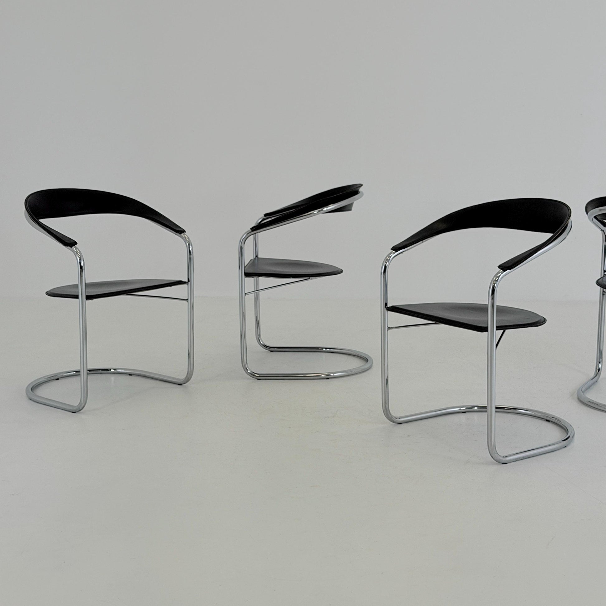 Set of 4 Mid century Bauhaus Canasta Cantilever Chairs by Arrben, Italy 1980s,