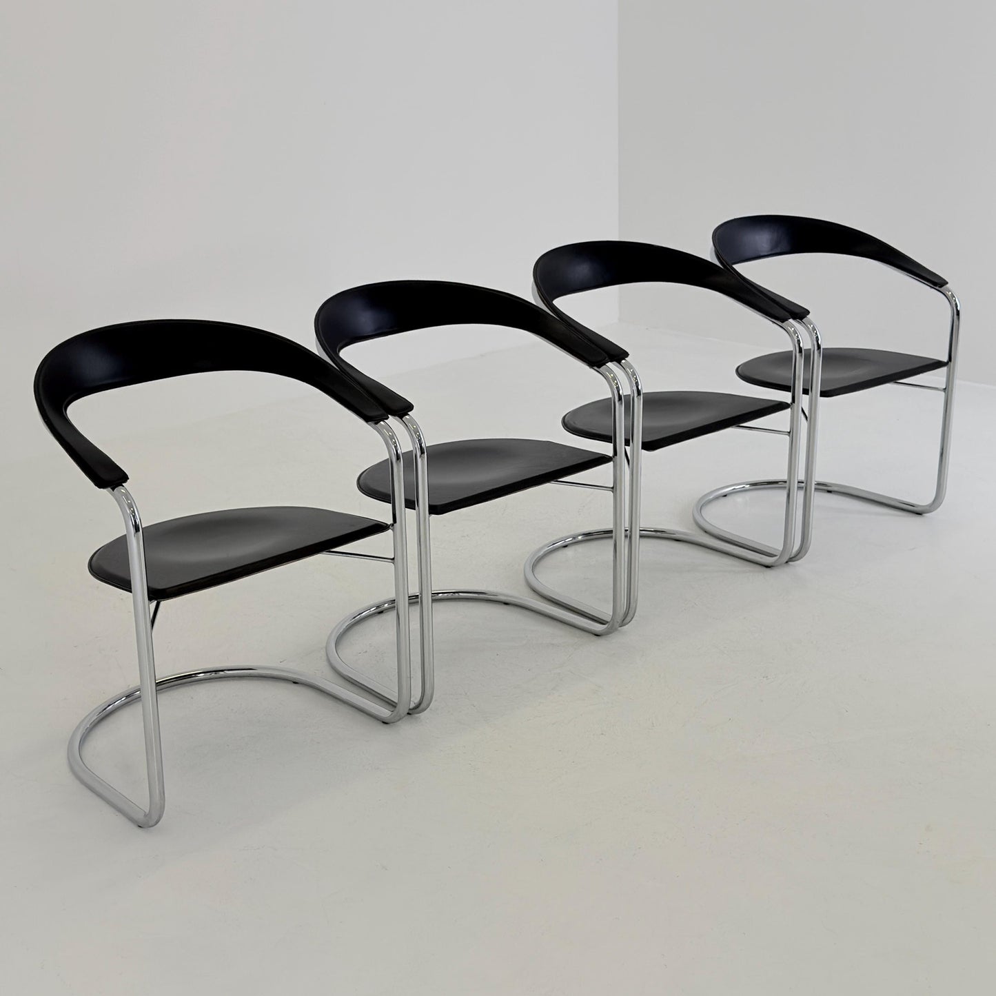 Set of 4 Mid century Bauhaus Canasta Cantilever Chairs by Arrben, Italy 1980s,