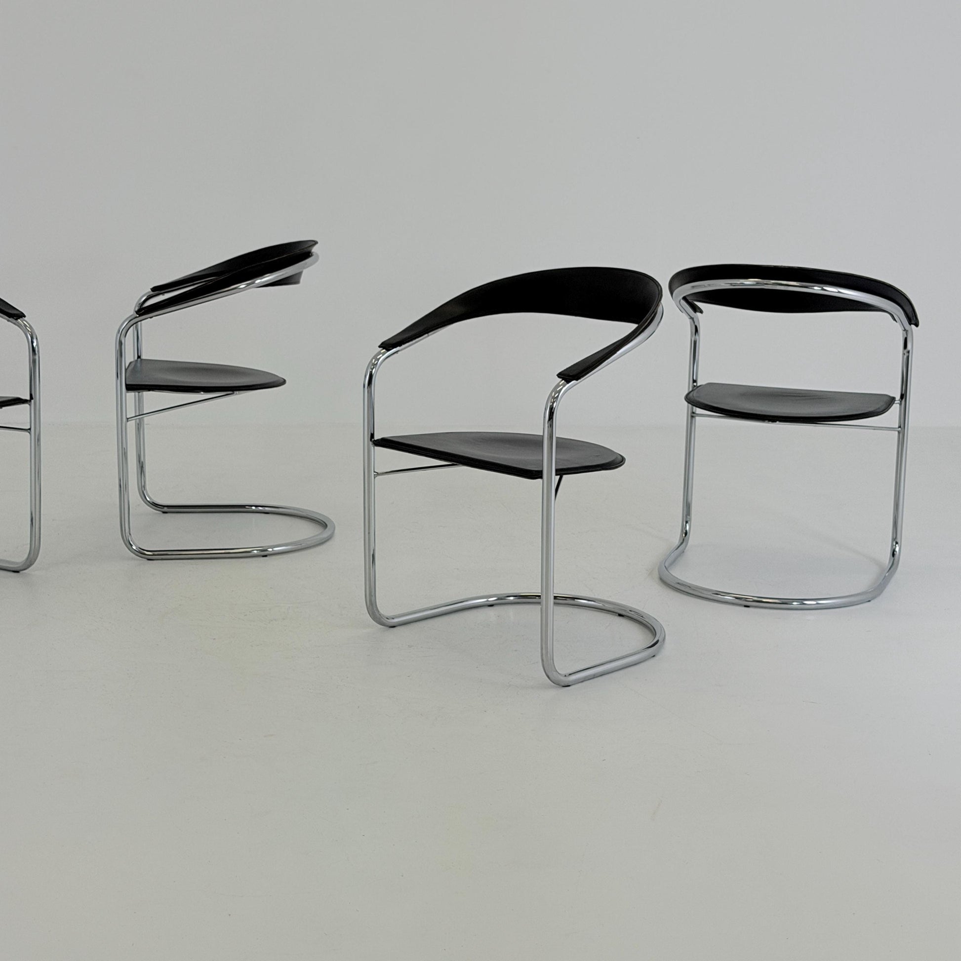 Set of 4 Mid century Bauhaus Canasta Cantilever Chairs by Arrben, Italy 1980s,