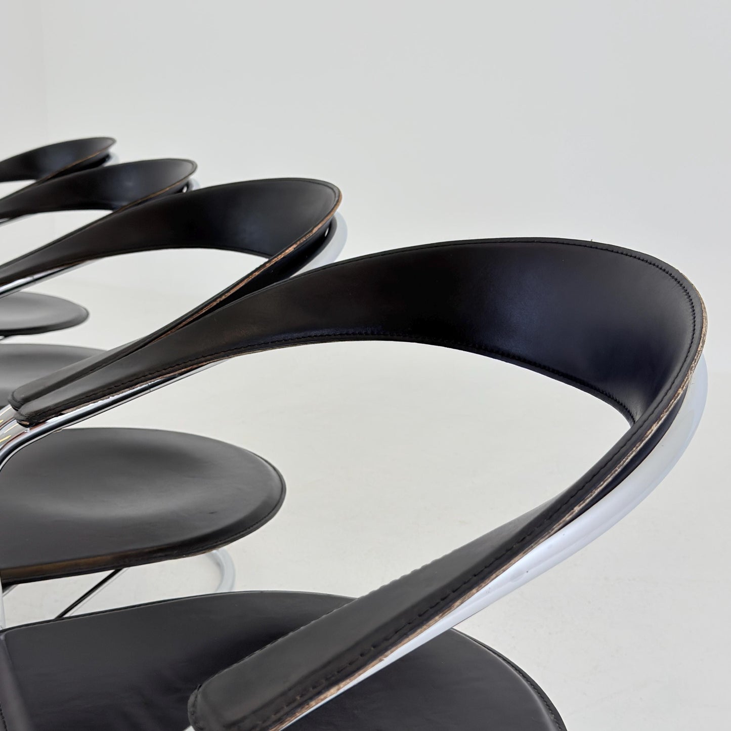 Set of 4 Mid century Bauhaus Canasta Cantilever Chairs by Arrben, Italy 1980s,