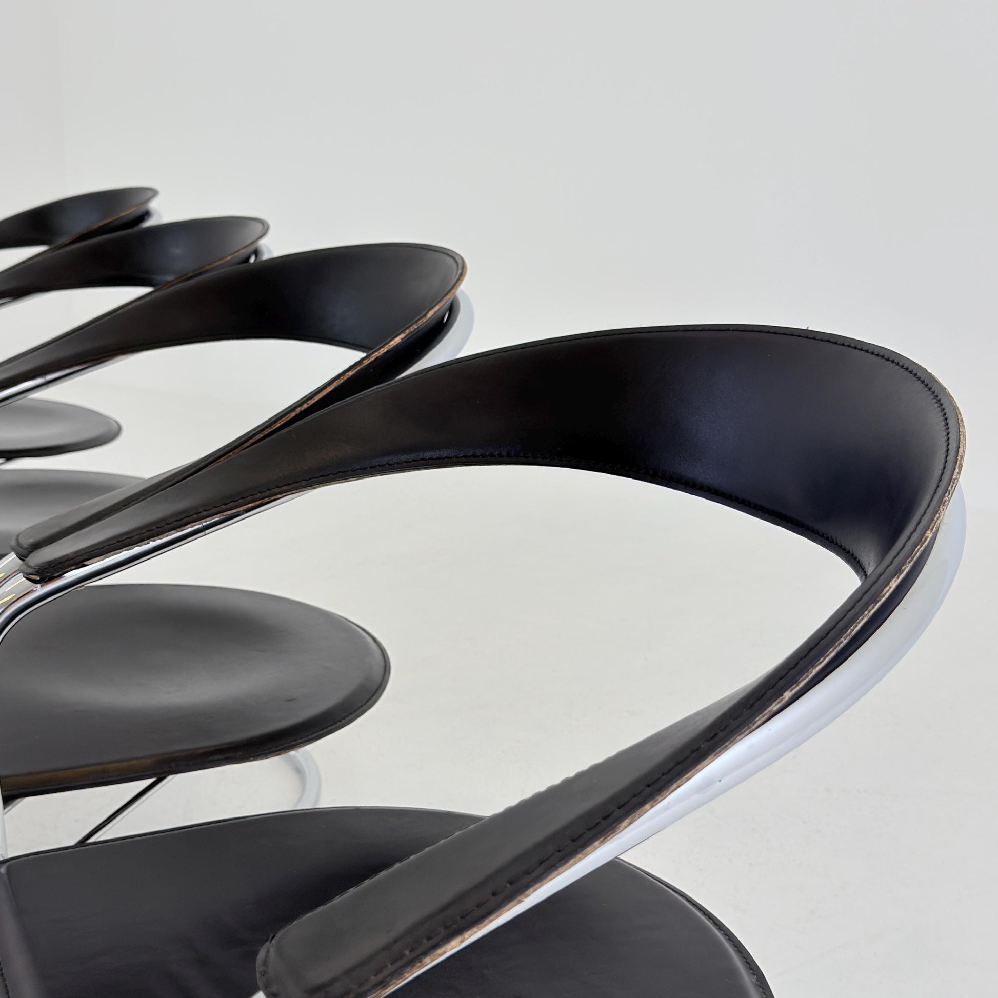 Set of 4 Mid century Bauhaus Canasta Cantilever Chairs by Arrben, Italy 1980s,