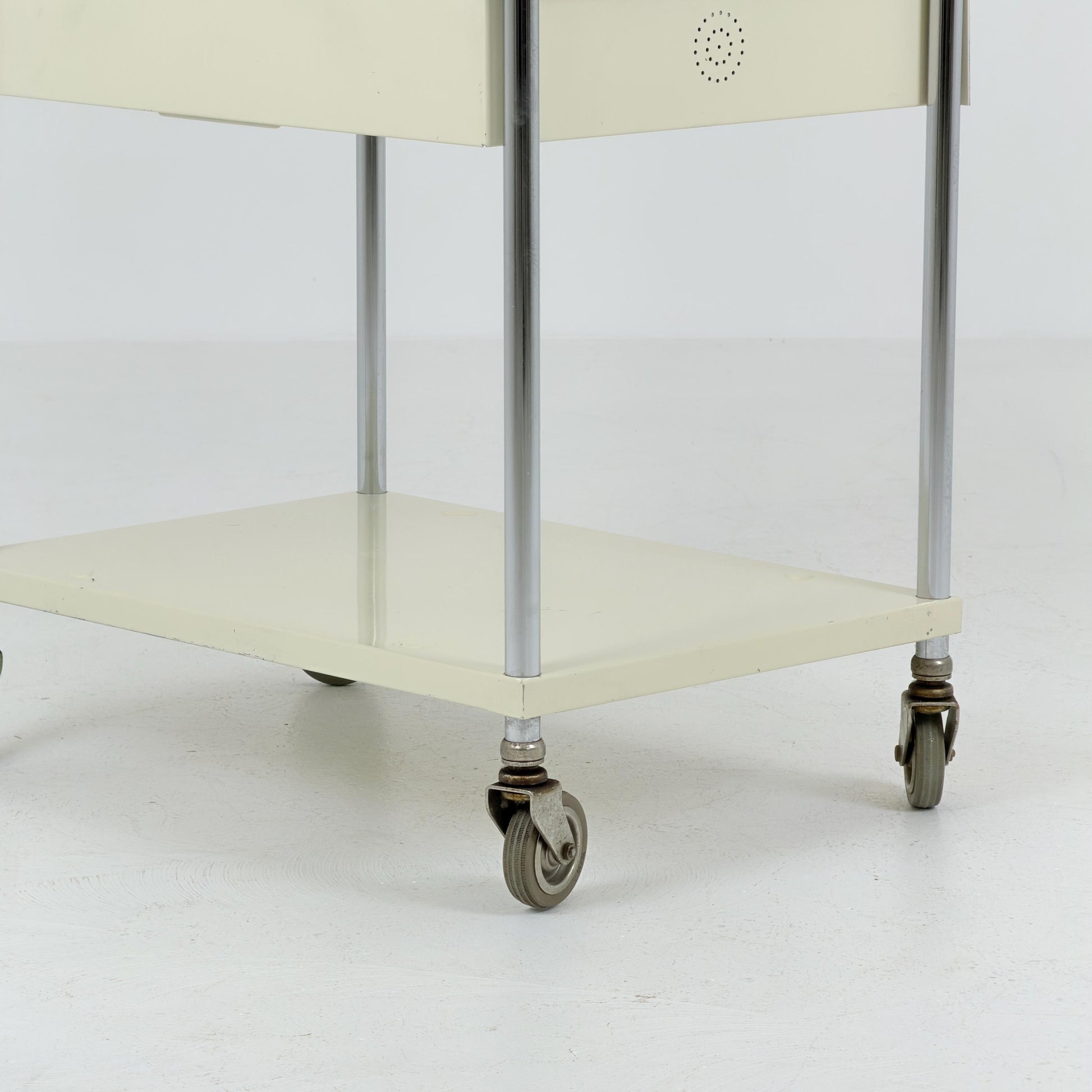 Mid-Century Mauser White Metal Trolley Cart, Germany 1970s – Bauhaus Industrial Design