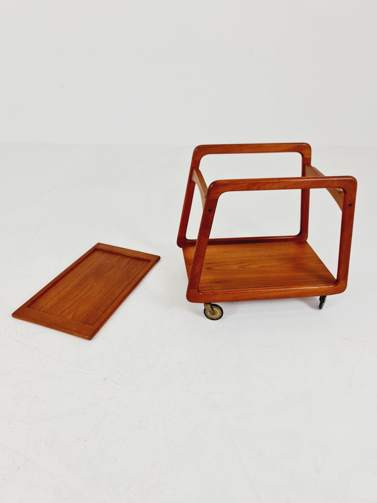 Vintage mid century danish trolley in solid teak/ bar cart By SIKA Mobler , 1960s