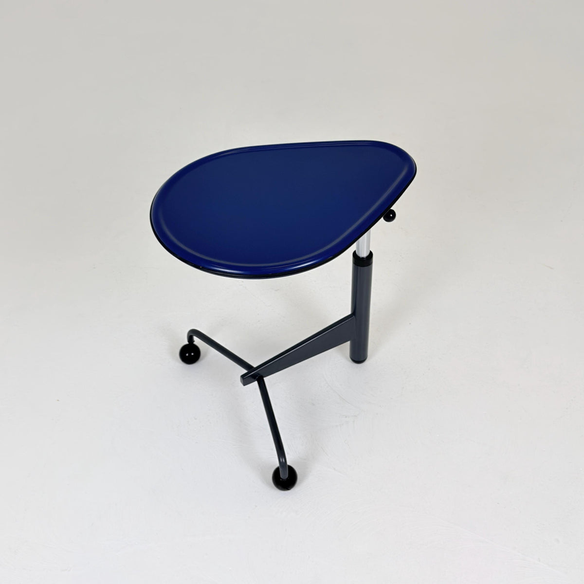 Mid century Adjustable side table “Kick” by Toshiyuki Kita for Cassina Italy 1980s