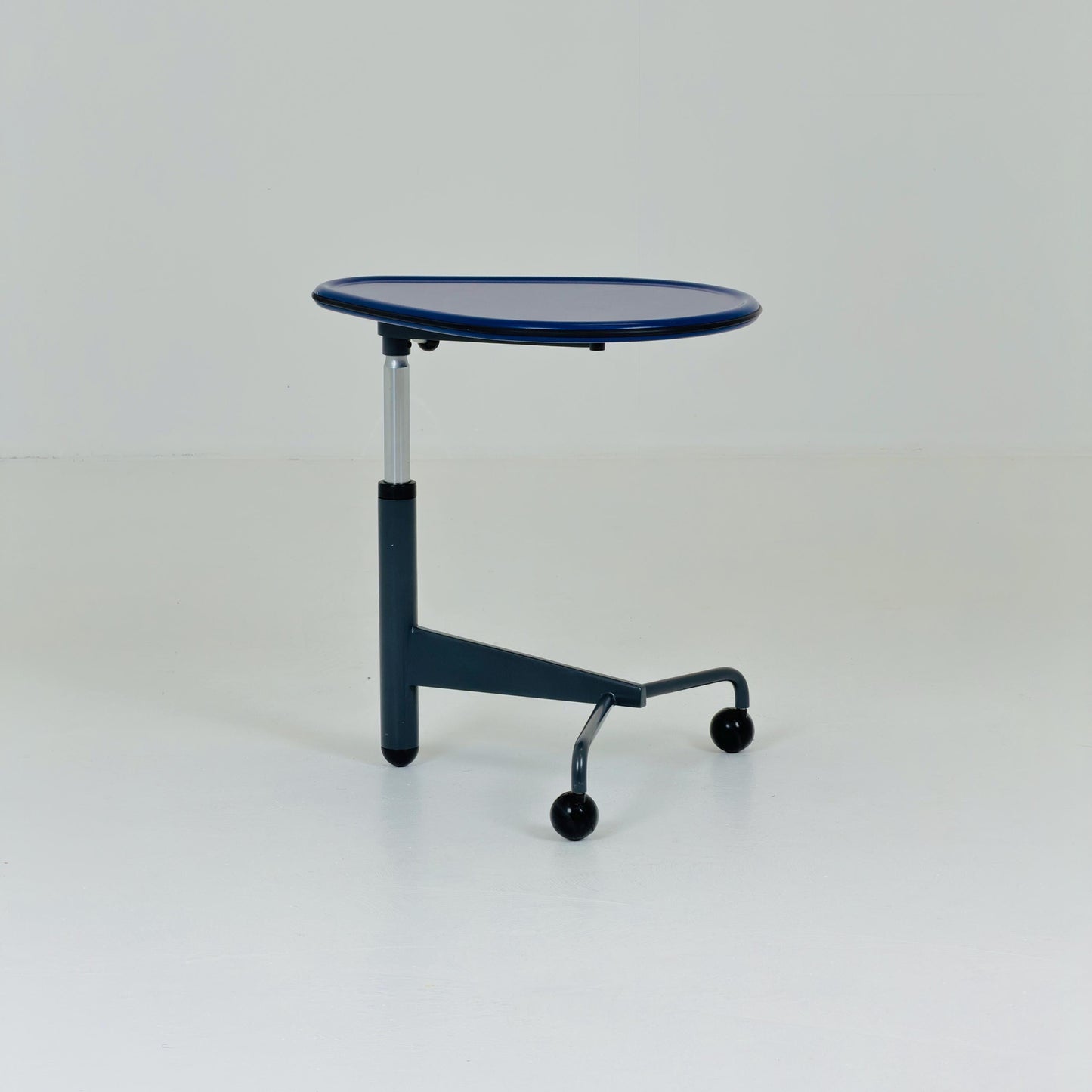 Mid century Adjustable side table “Kick” by Toshiyuki Kita for Cassina Italy 1980s