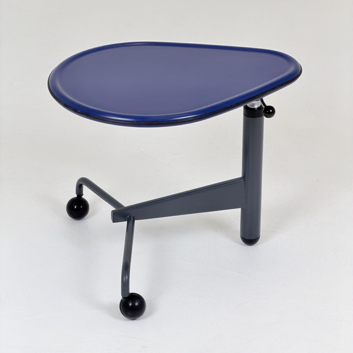 Mid century Adjustable side table “Kick” by Toshiyuki Kita for Cassina Italy 1980s