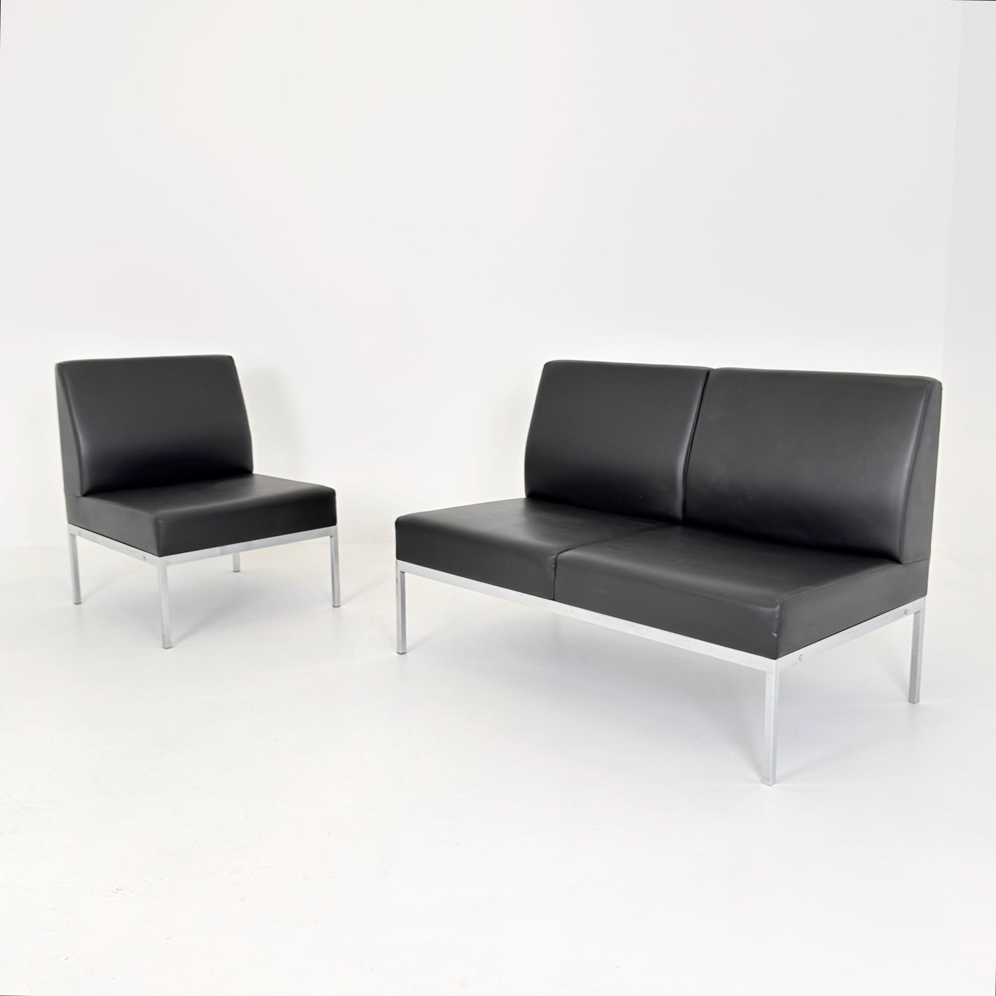 Mid-Century Bauhaus Lounge Chair & 2-Seater Sofa Set by Thonet, Germany 1980s