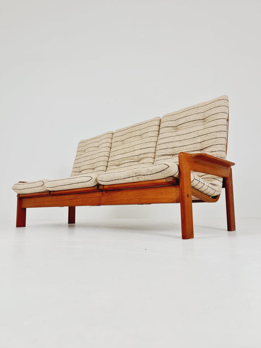 Mid century easy lounge couch by Arne Wahl Iversen for komfort teak , 1960s