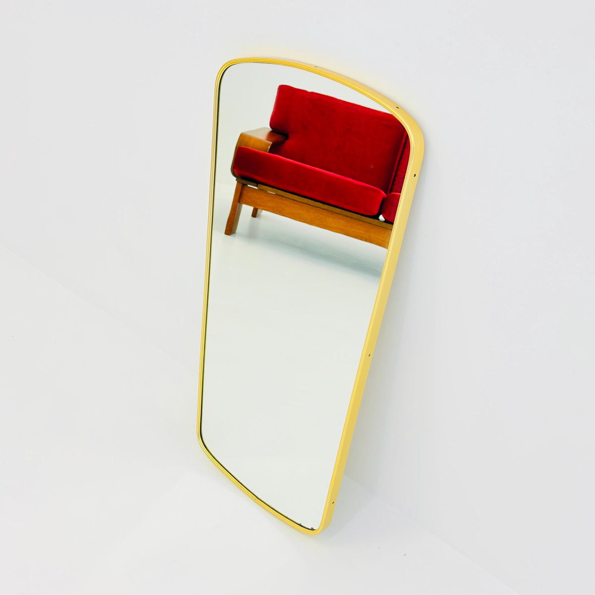 Rare Mid-Century Modern brass kidney Wall Mirror – by Arax zierspiegep western Germany, 1960s