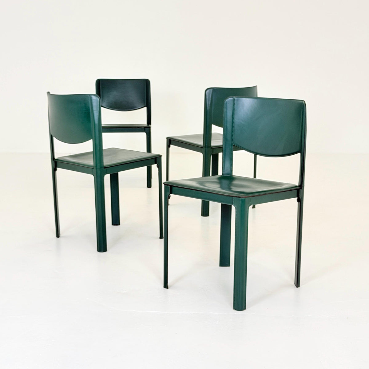 Rare Set of 4 Tito Agnoli Sistina Chairs for Matteo Grassi, Forest Green Leather, Italy 1980s
