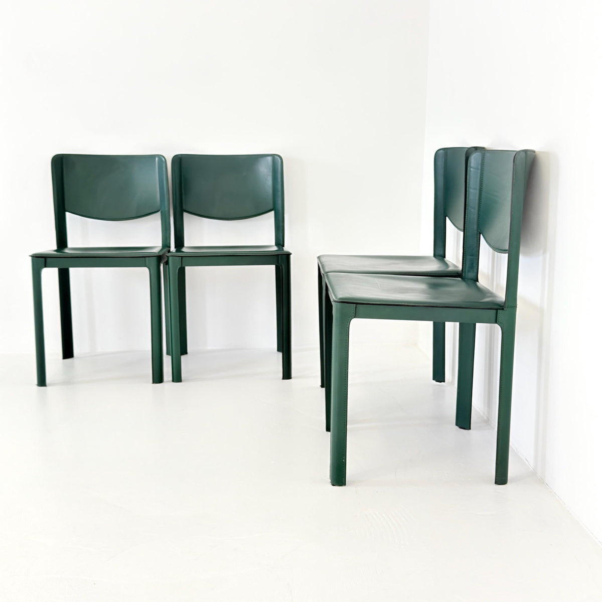 Rare Set of 4 Tito Agnoli Sistina Chairs for Matteo Grassi, Forest Green Leather, Italy 1980s