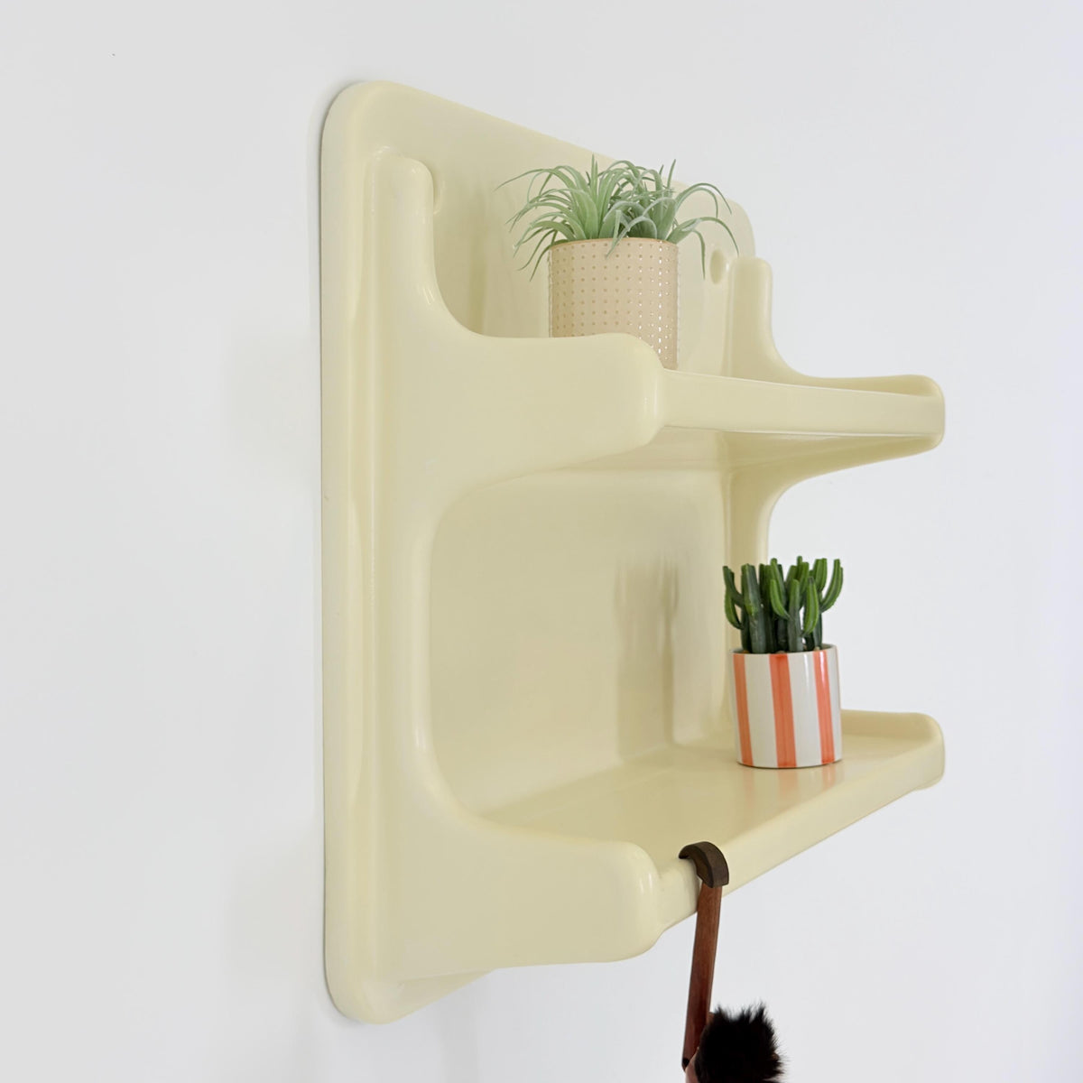 Rare Mid-Century Space Age Wall Shelf by Jean Paul Emonds-Alt, 1970s France, Cream Fiberglass, Thermoformed Plastic