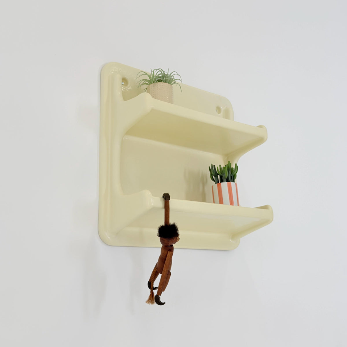 Rare Mid-Century Space Age Wall Shelf by Jean Paul Emonds-Alt, 1970s France, Cream Fiberglass, Thermoformed Plastic