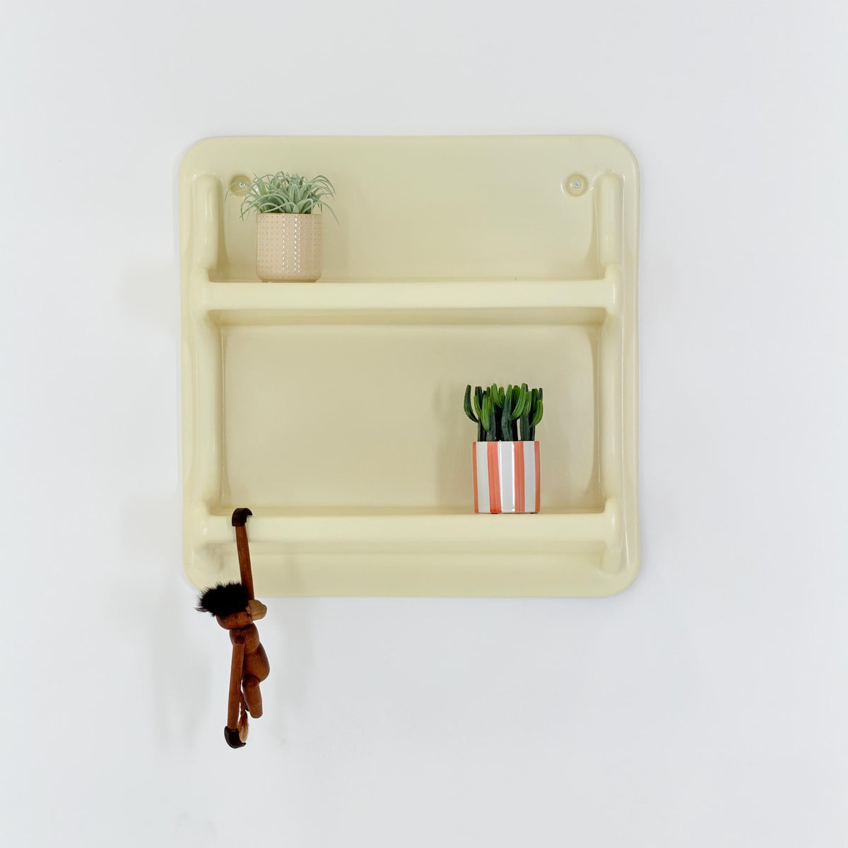 Rare Mid-Century Space Age Wall Shelf by Jean Paul Emonds-Alt, 1970s France, Cream Fiberglass, Thermoformed Plastic