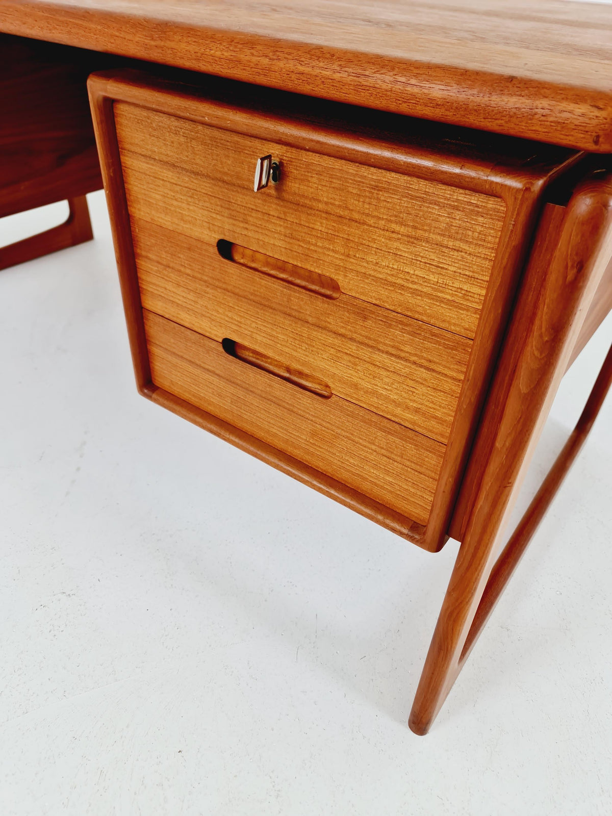 Rare Danish Solid Teak Desk by Dyrlund Møbelfabrik, 1960s
