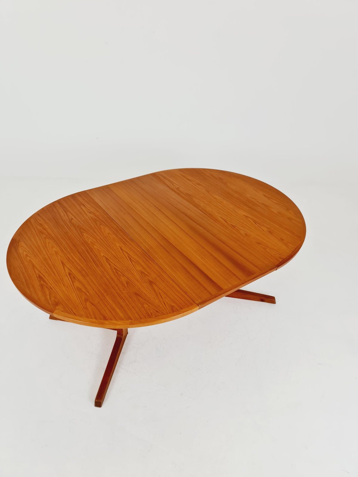 Mid century extendable Danish Modern Solid Teak XL dining table by Berhard Pedersen &Son , 1970s