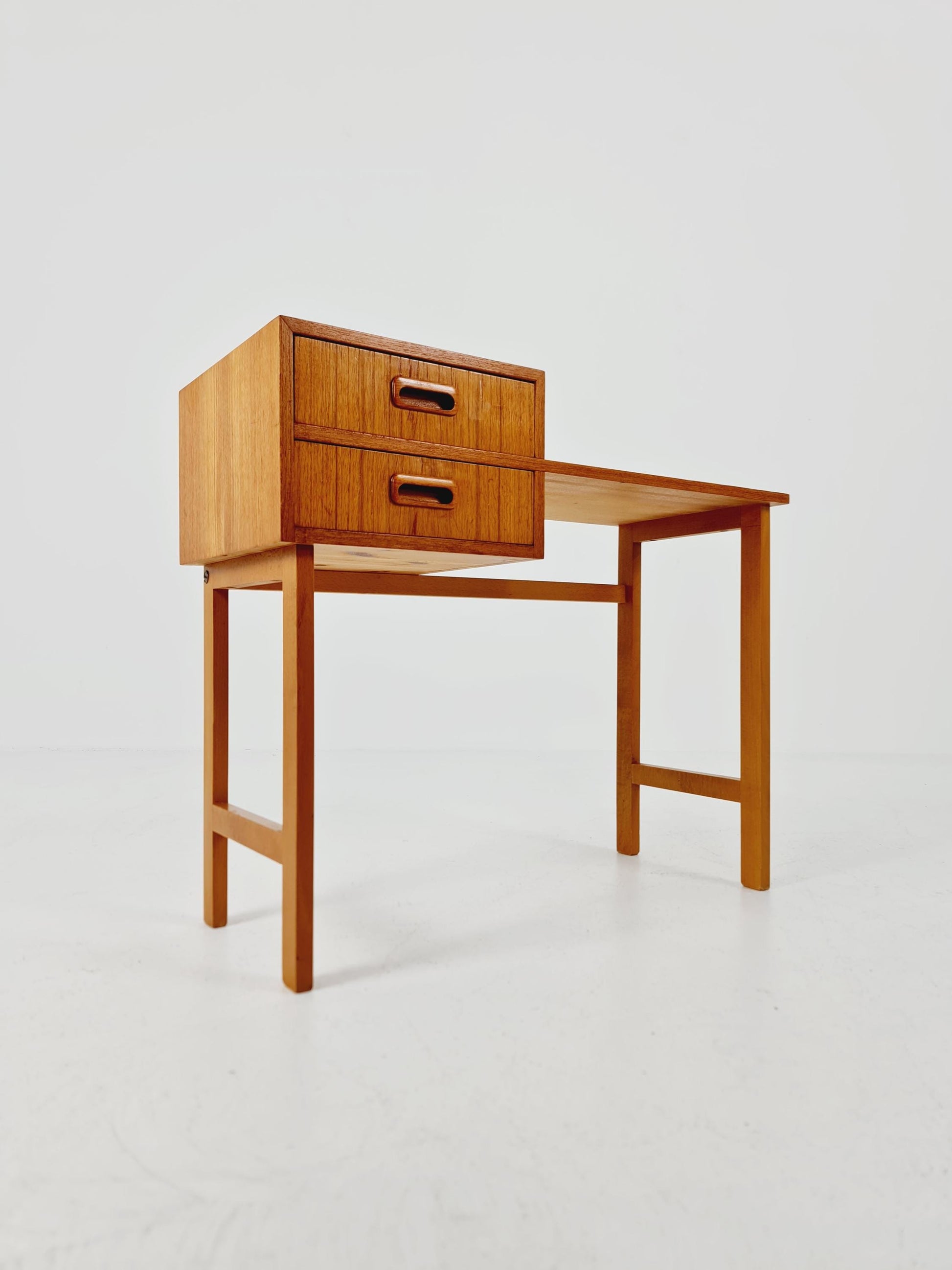 Midcentury Scandinavian Teak vintage Side table/ hallway/ Night stand, 1960s