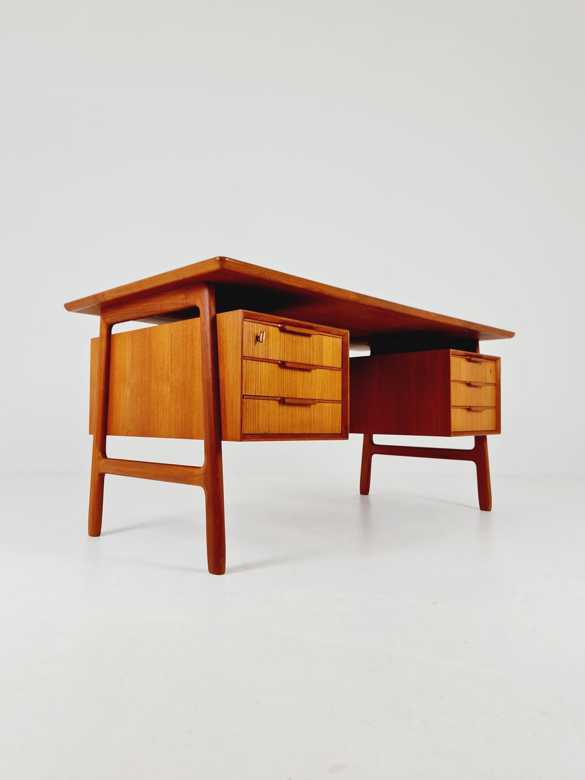 Danish teak desk, Executive Desk by Omann jun, Model No 75, 1960s