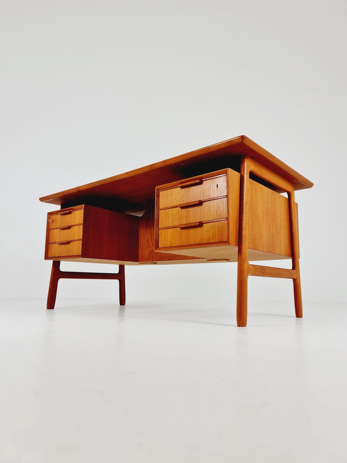 Danish teak desk, Executive Desk by Omann jun, Model No 75, 1960s