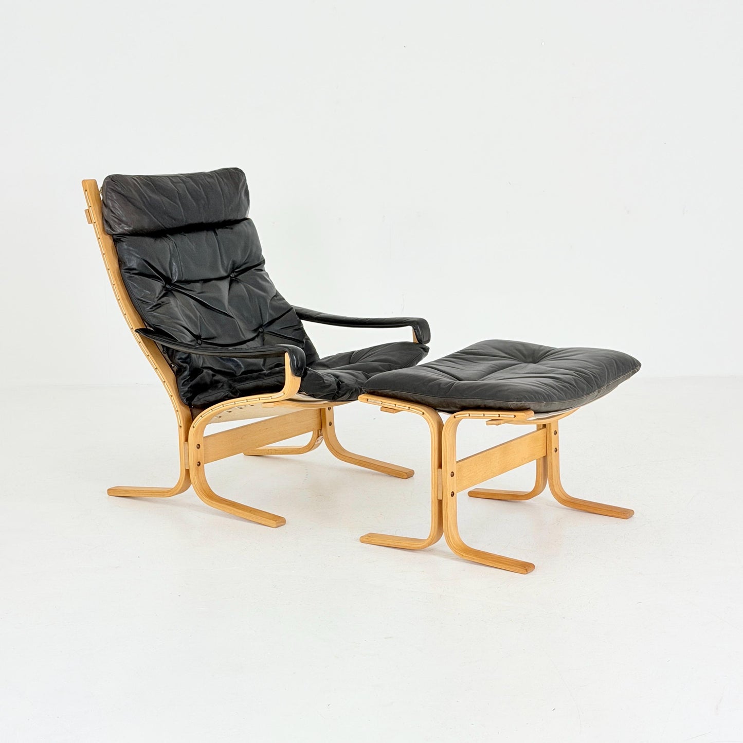 Mid Century Siesta High Back Lounge Chair & Ottoman Set by Ingmar Relling for Westnofa Norway 1960s