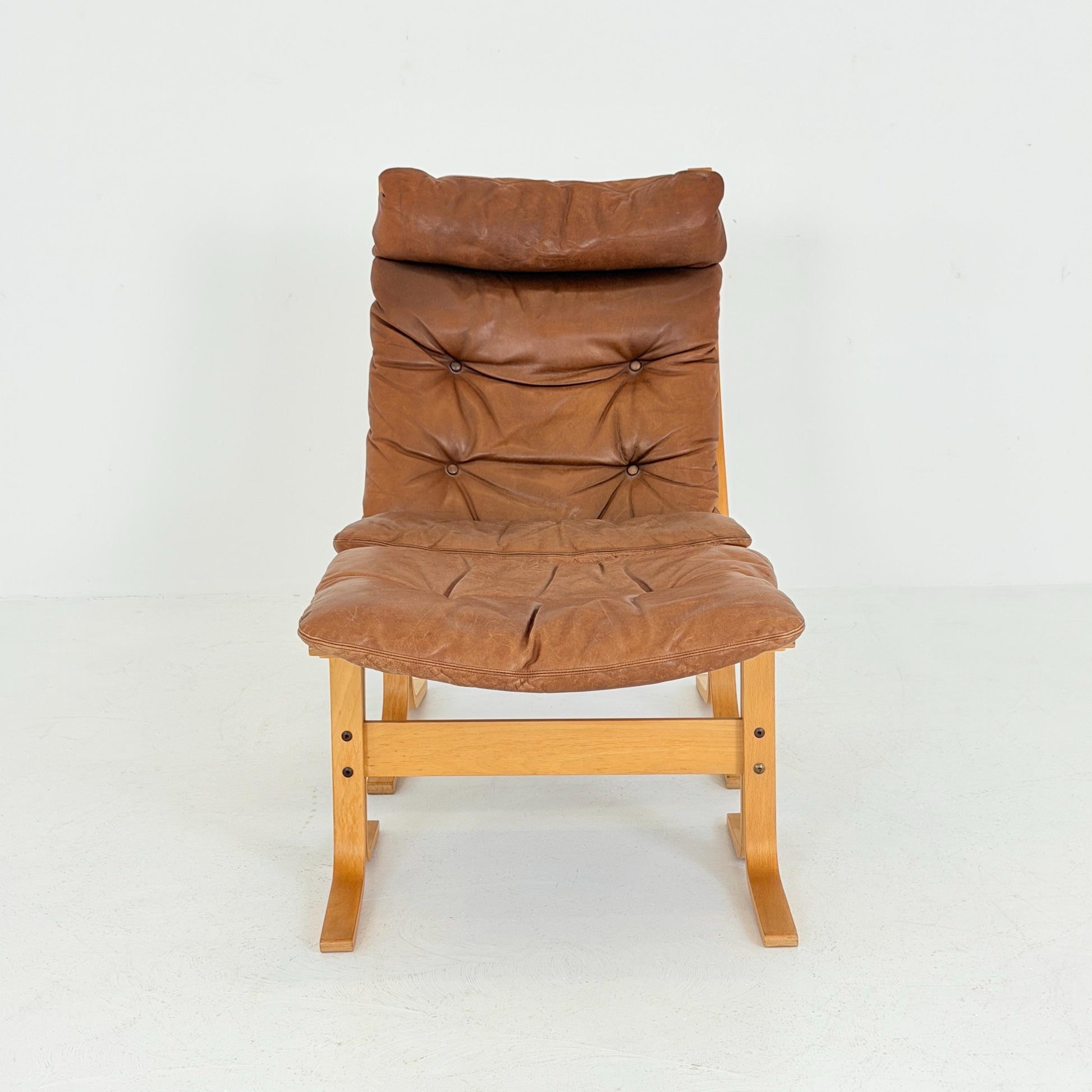 Set of 2 Mid-Century Siesta Lounge Chairs & Ottomans by Ingmar Relling for Westnofa, Norway, 1960s