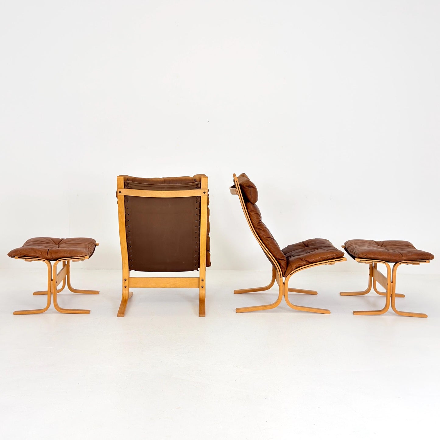 Set of 2 Mid-Century Siesta Lounge Chairs & Ottomans by Ingmar Relling for Westnofa, Norway, 1960s