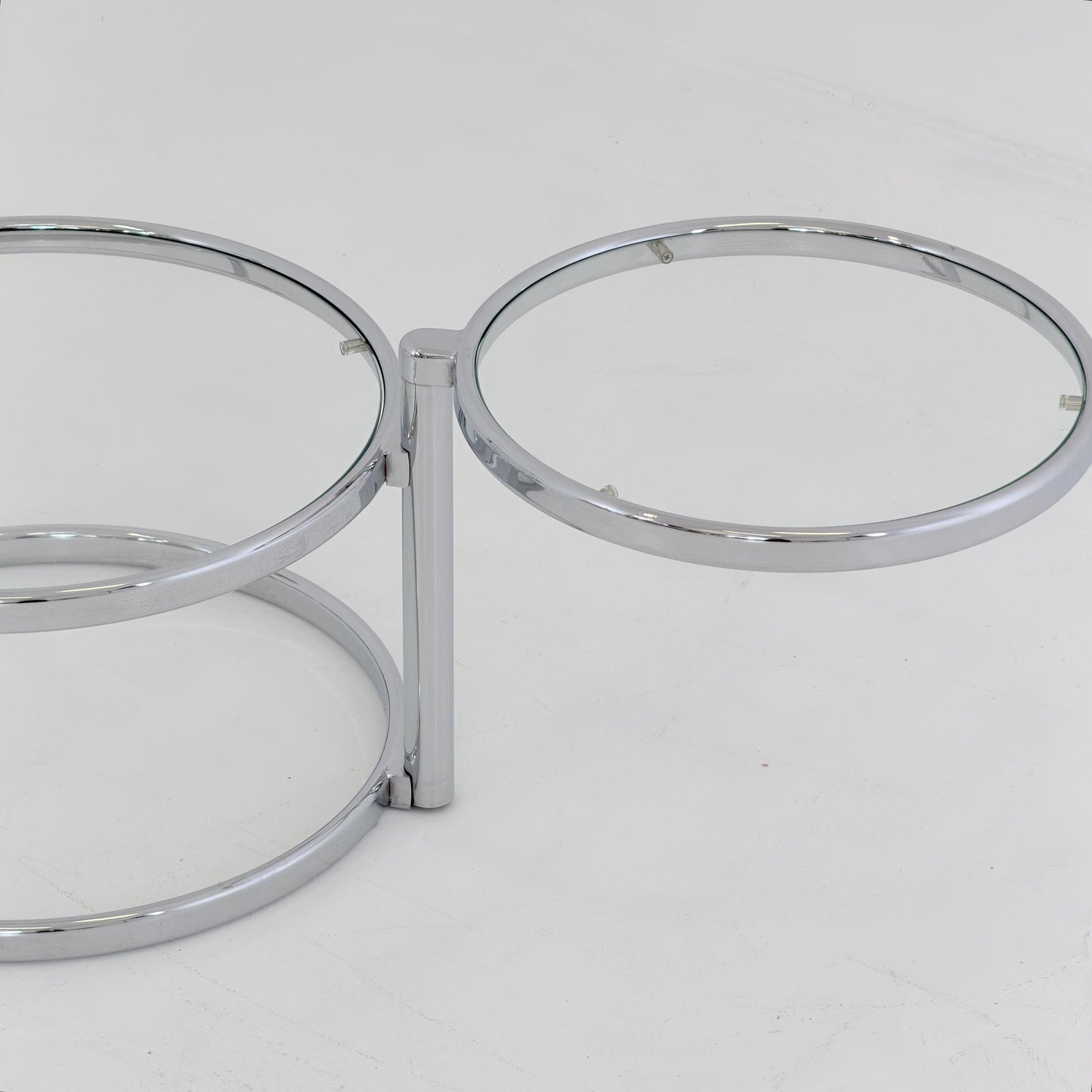 Mid-Century bauhsus Swivel Coffee Table by Milo baughman Italy, 1980s