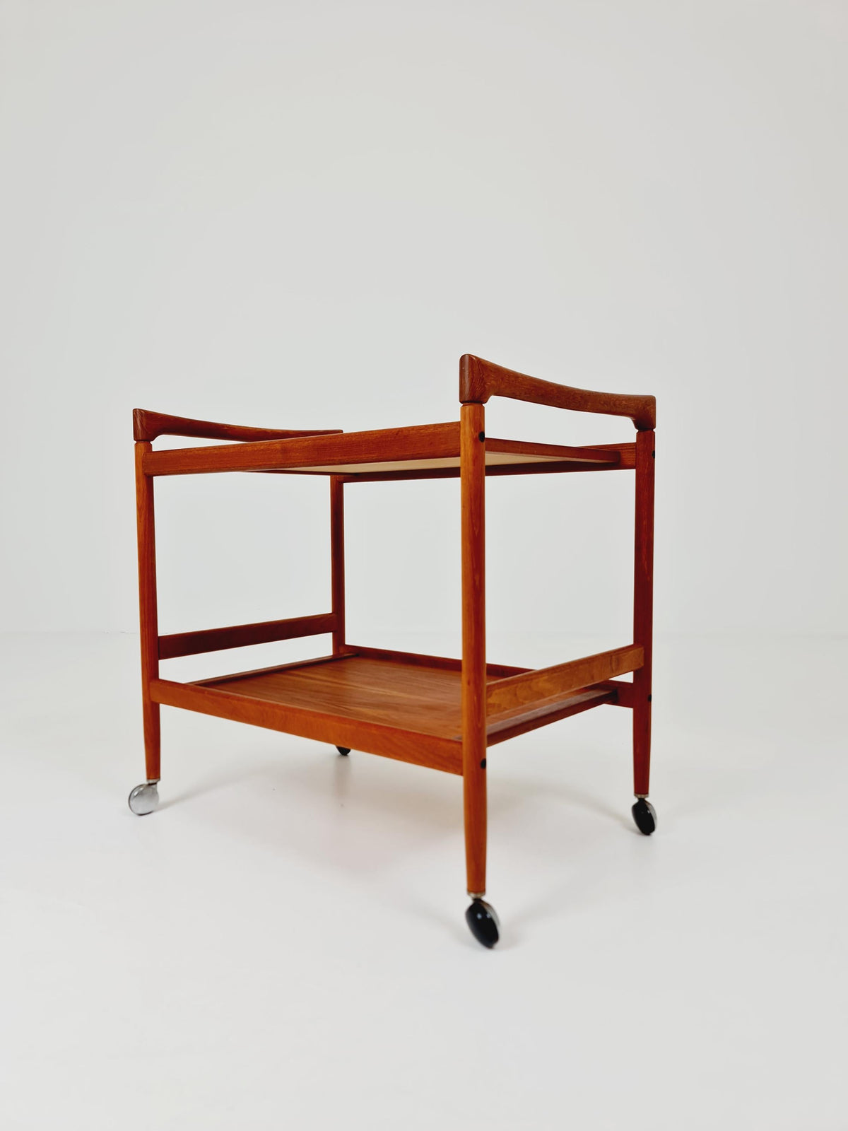 Vintage Danish mid century trolley bar cart in solid teak By Dyrlund, 1960s