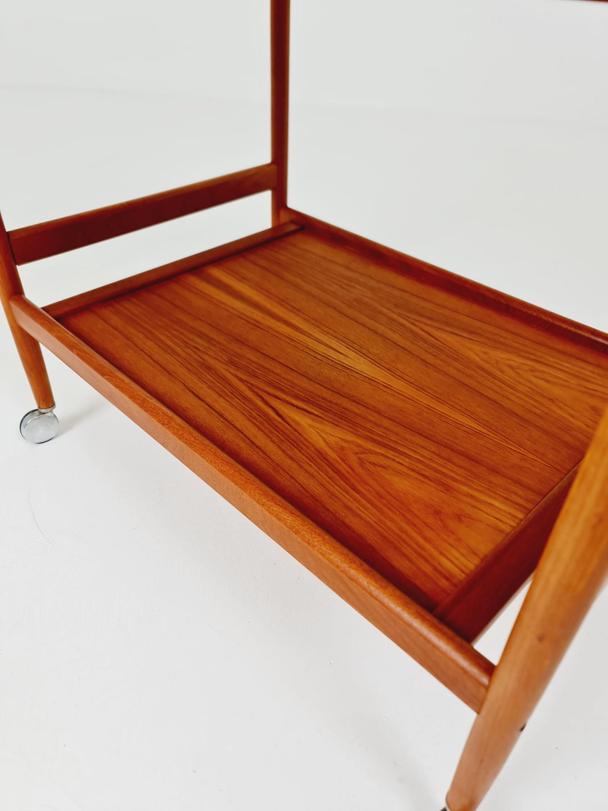 Vintage Danish mid century trolley bar cart in solid teak By Dyrlund, 1960s