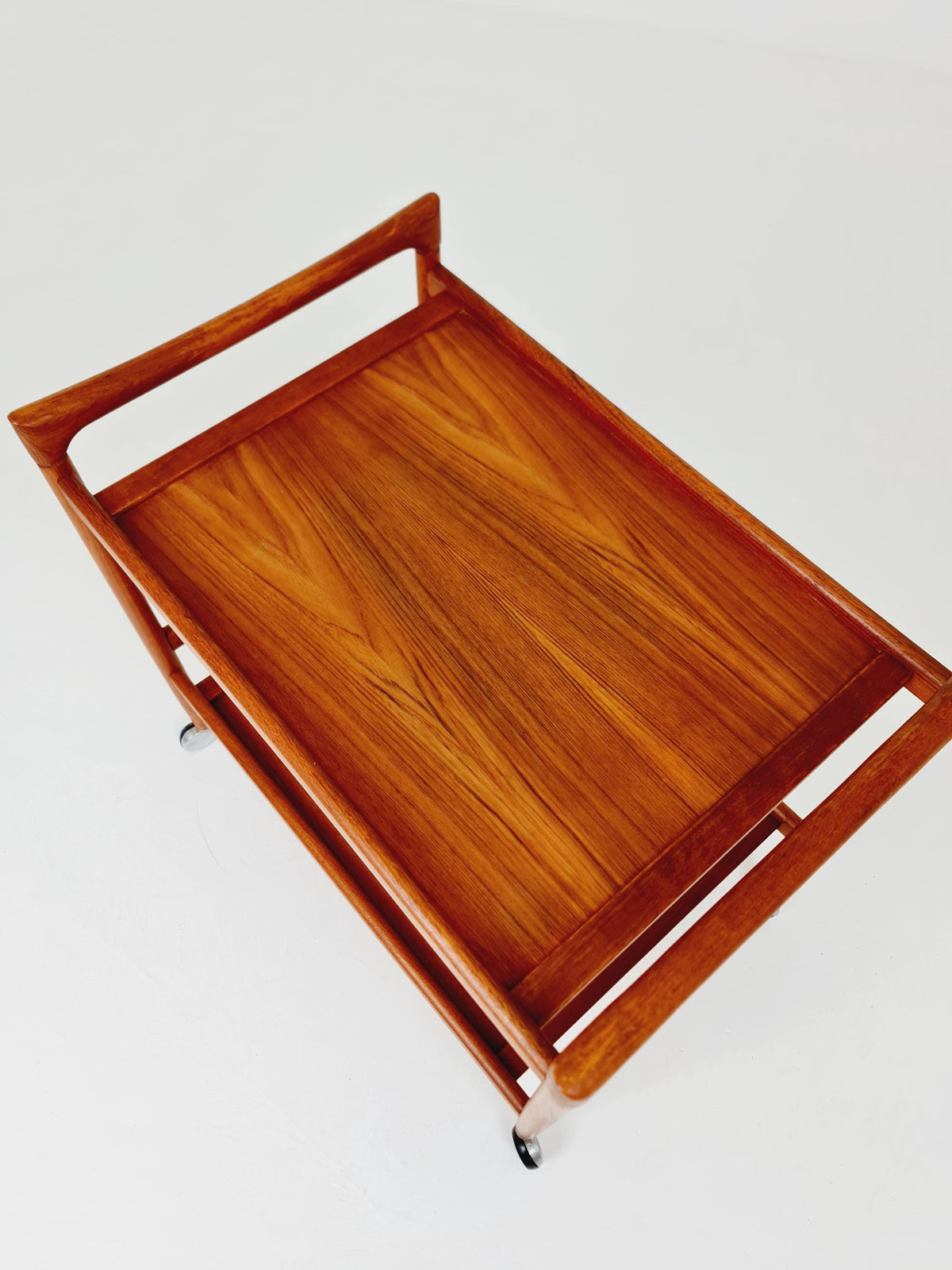 Vintage Danish mid century trolley bar cart in solid teak By Dyrlund, 1960s
