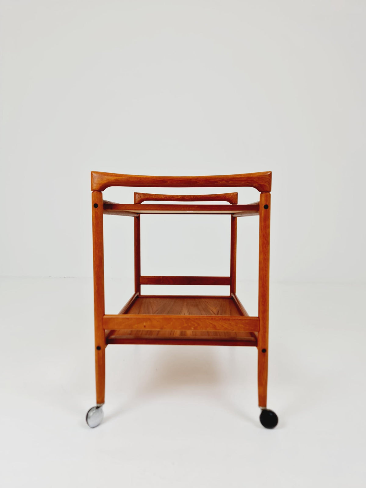 Vintage Danish mid century trolley bar cart in solid teak By Dyrlund, 1960s