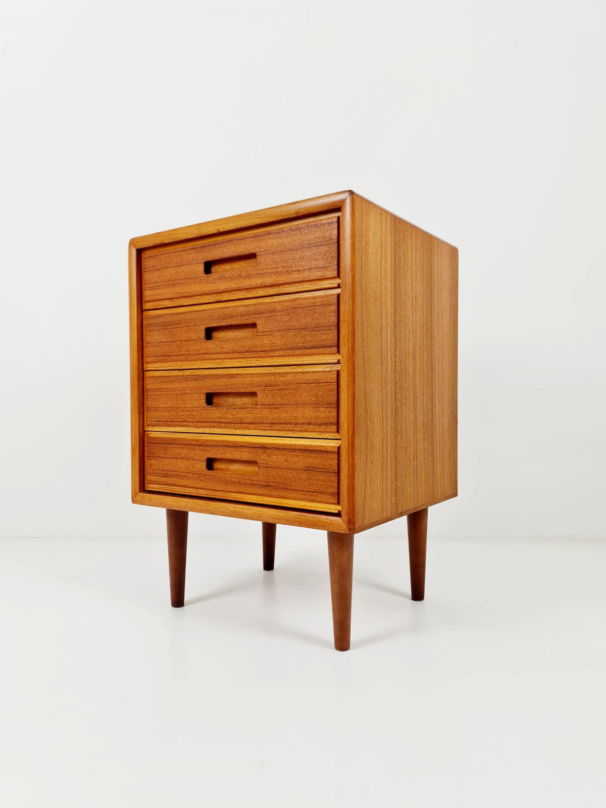 Midcentury danish teak chest of drawers, 4 drawers, 1960s