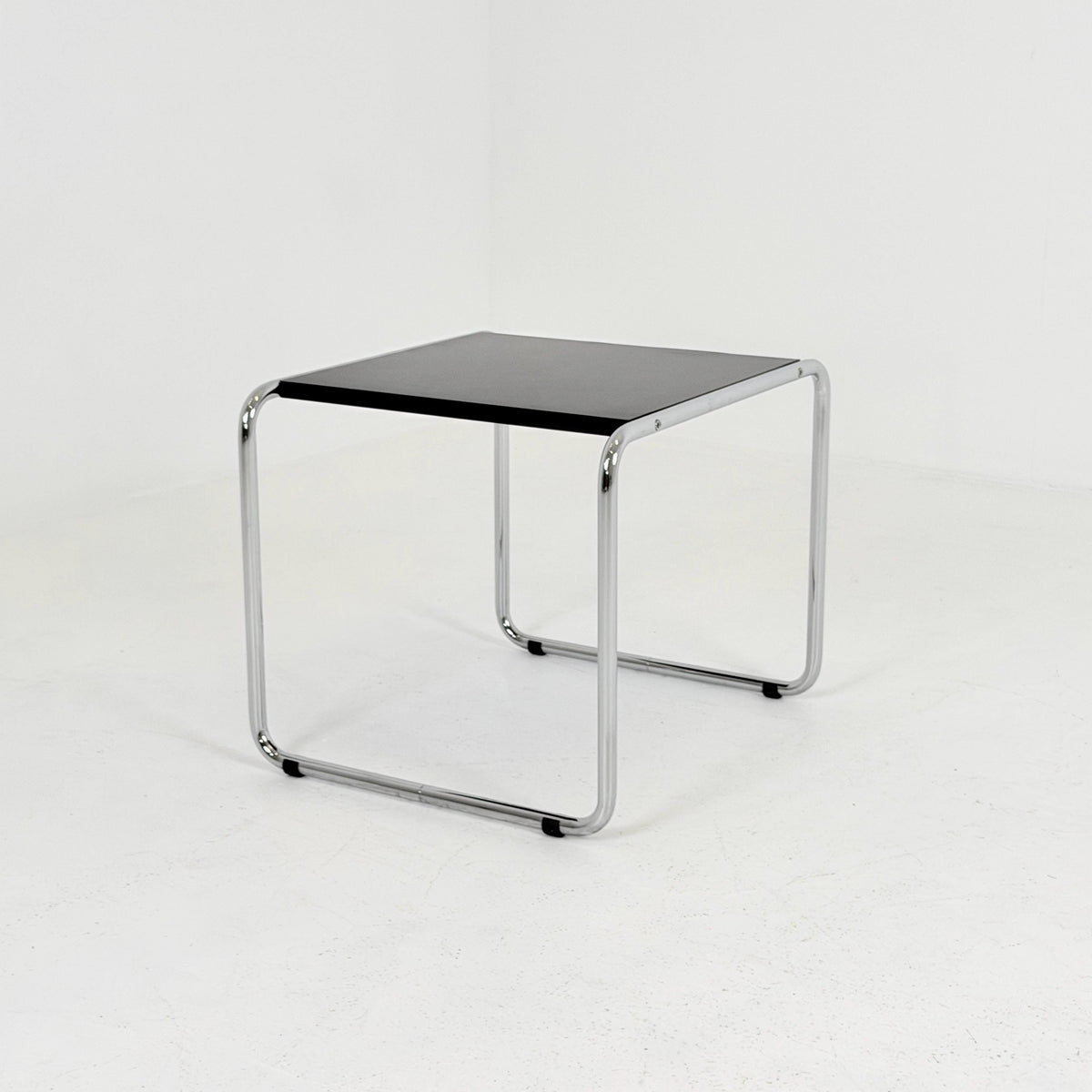 Mid century Bauhaus Marcel Breuer - Laccio Side coffee Table black Laminated Top with Tubular Chromed Base 1980s Itlay