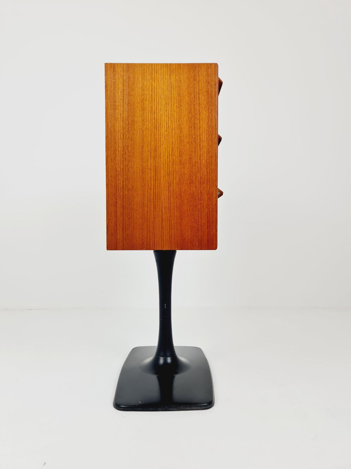 Midcentury Danish with tulip base design chest of drawers 1970s